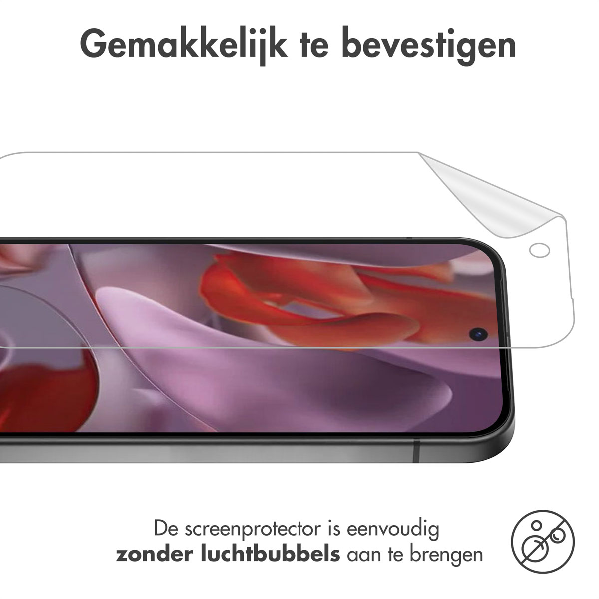 Een telefoon met een schermbeschermer die wordt aangebracht. De beschermer laat los.