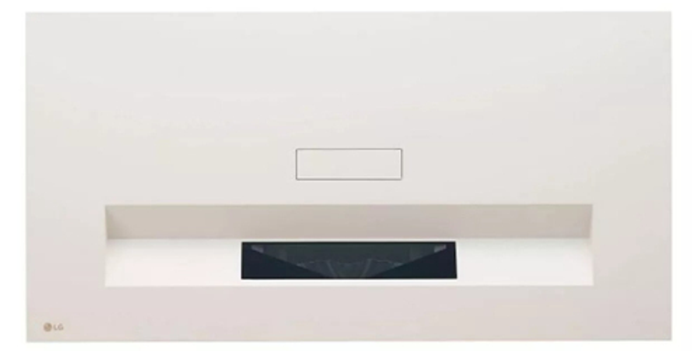 Biały ekran projekcyjny LG. Prostokątny, z wnęką u dołu na projektor.