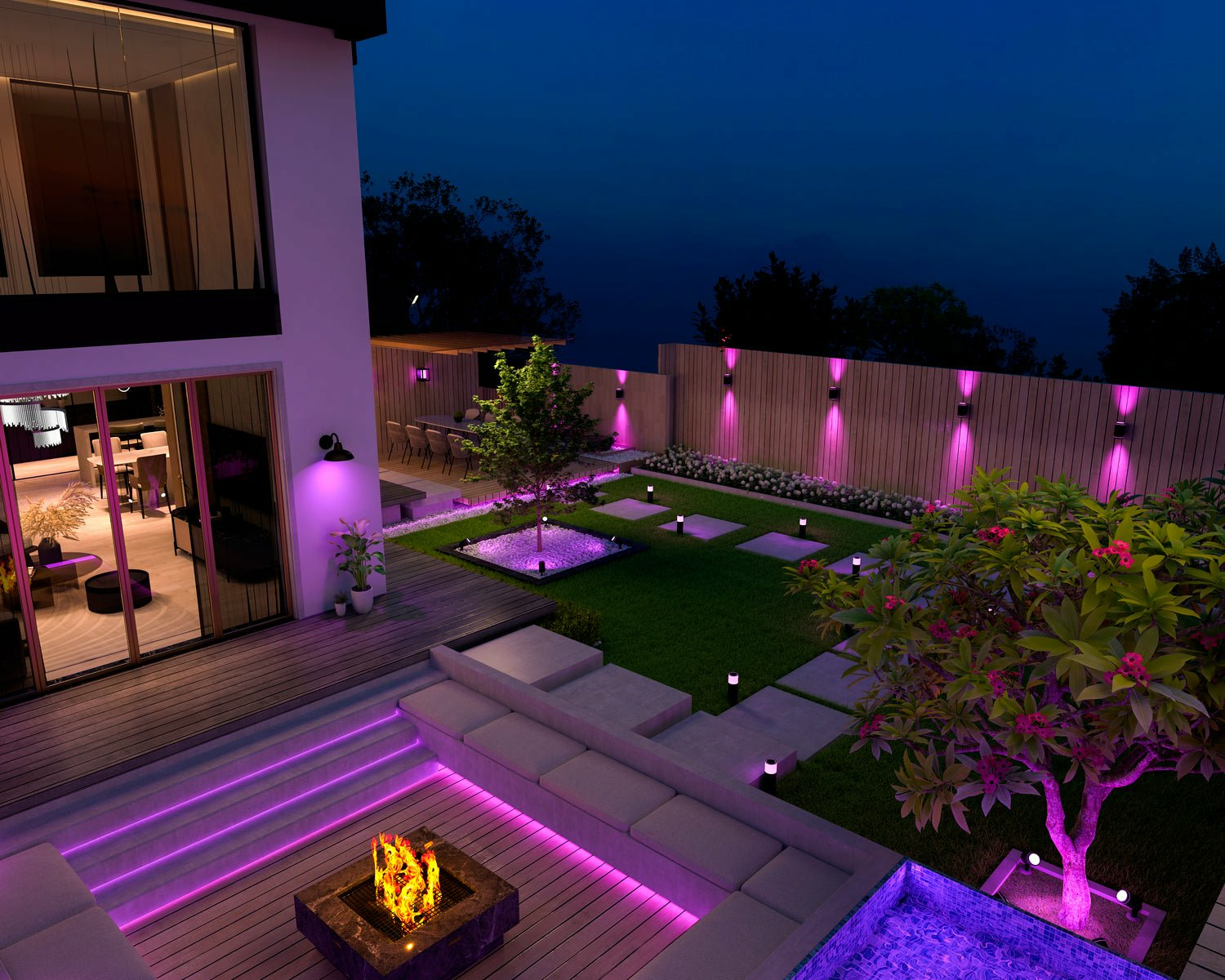 Una casa moderna con un cortile illuminato, un braciere e un albero con luci rosa. Il cielo è blu scuro.