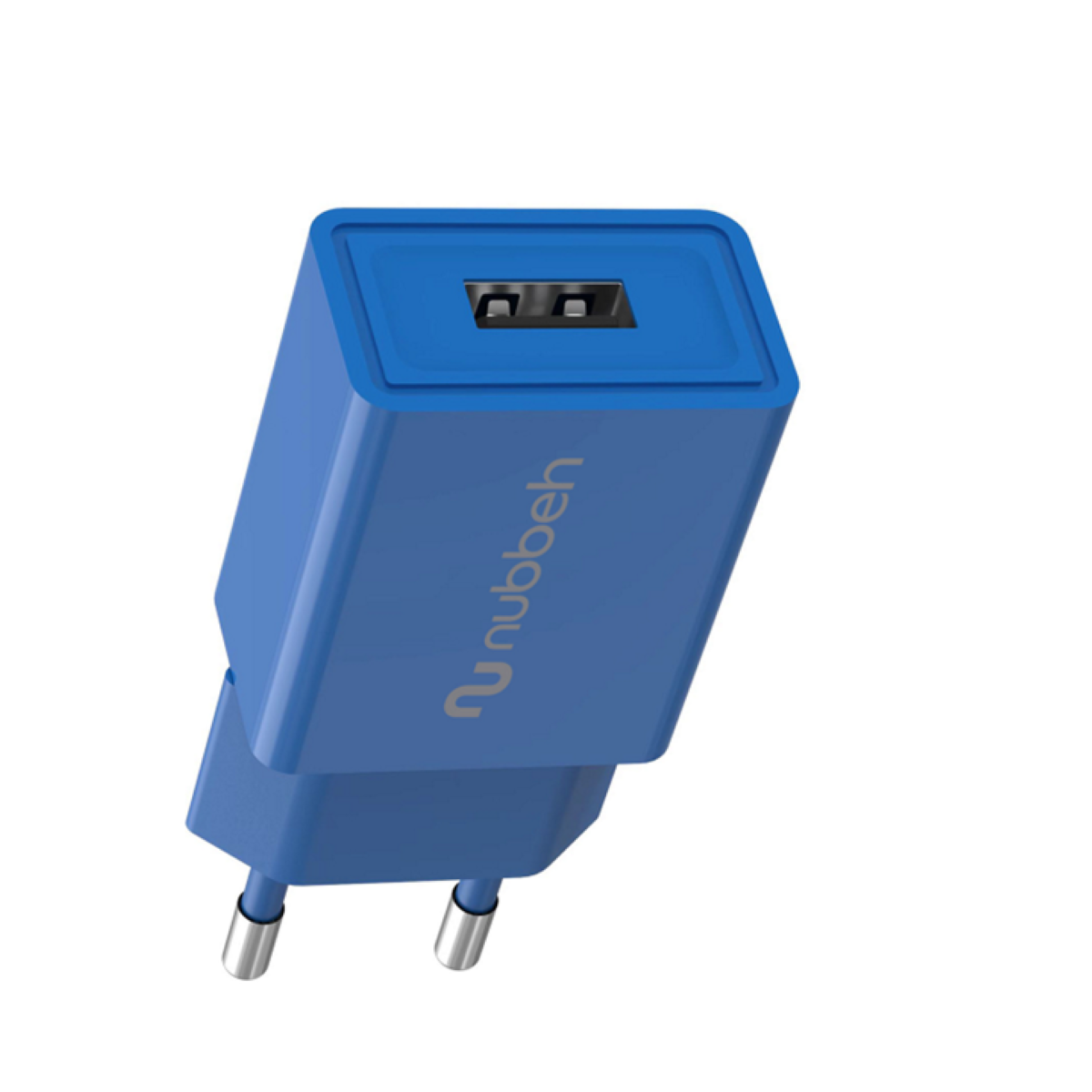 Un cargador USB azul con dos clavijas. El cargador tiene un puerto USB y la marca 'nubbeh'. El fondo es blanco.
