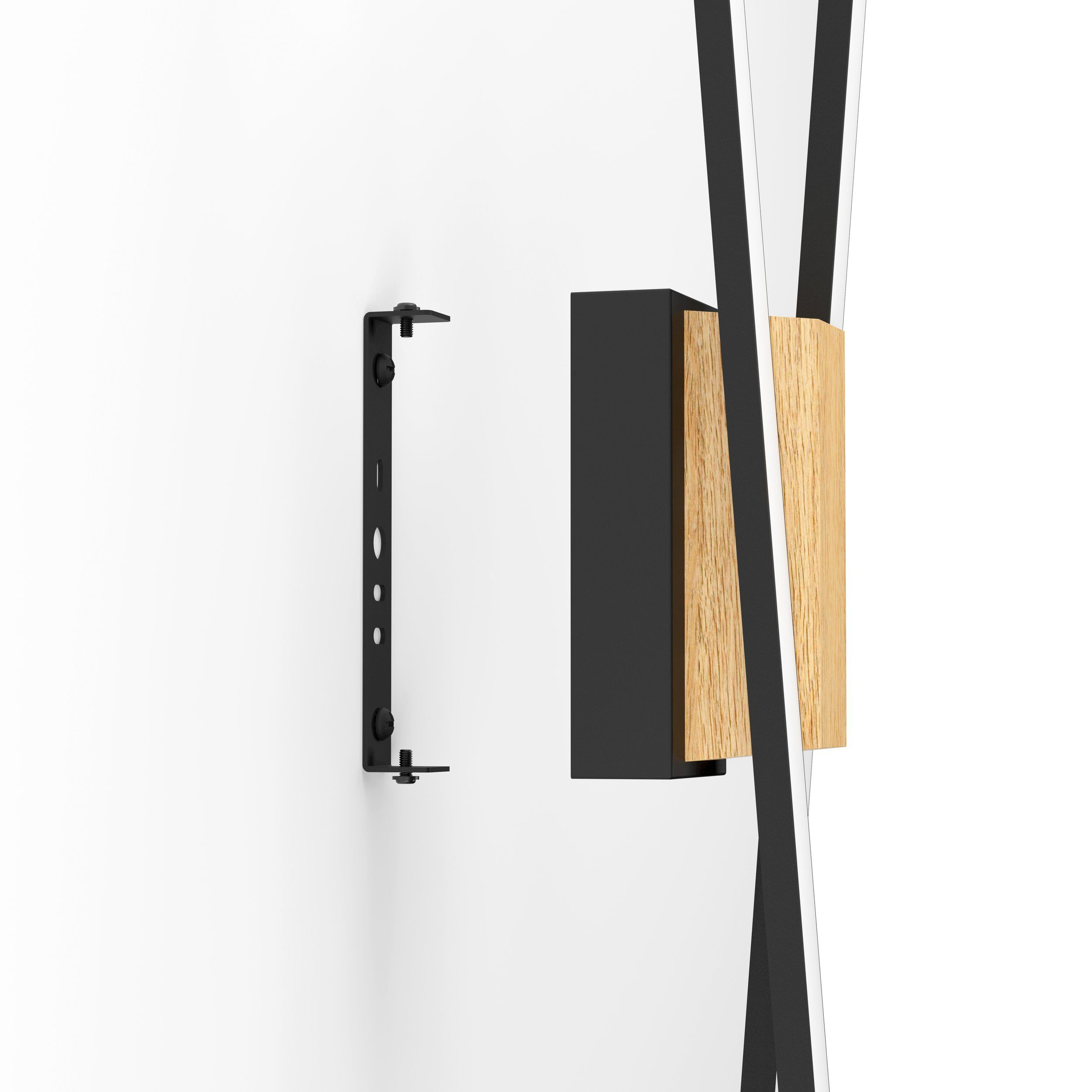 Wandmontage-Leuchtenkomponenten, schwarz und Holz, an weißer Wand.