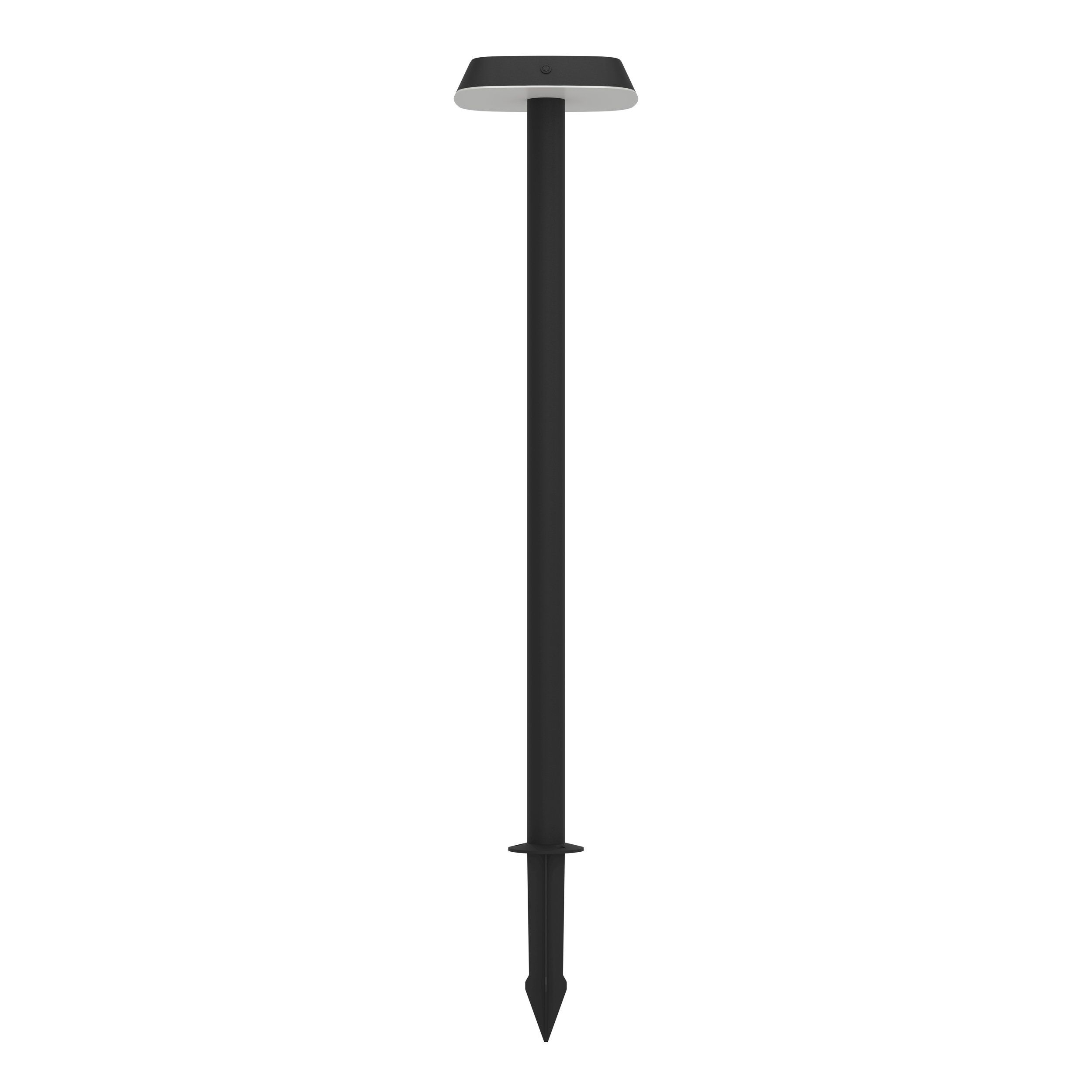 Ein schwarzes, modern aussehendes Gartenlicht mit einem Spieß. Es befindet sich auf weißem Hintergrund.