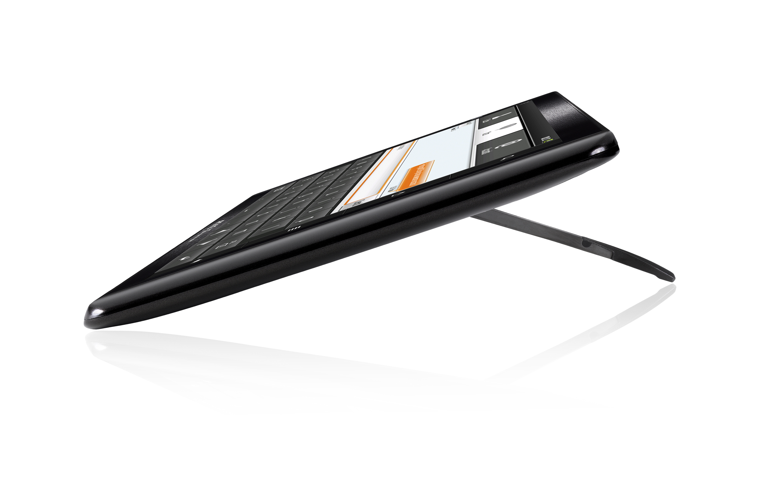 Schwarzes Tablet mit Tastatur, schräg. Weißer Hintergrund. Zeigt eine Website auf dem Bildschirm.
