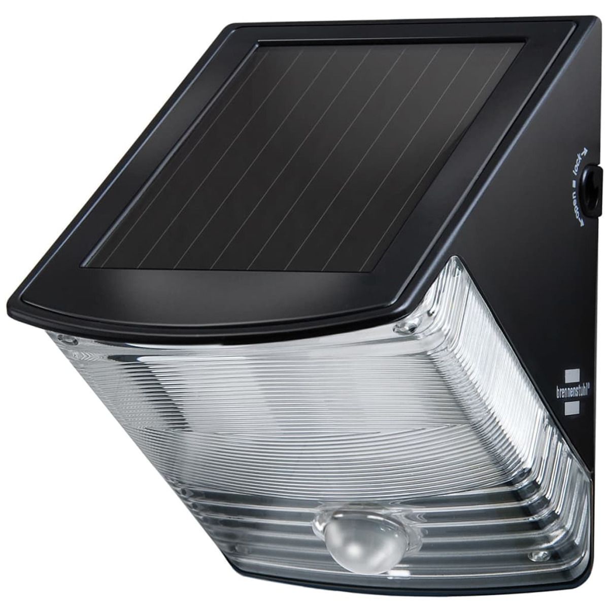 Schwarzes, abgewinkeltes Außenlicht mit Solarpanel und klarer, geriffelter Lichtabdeckung. Weißer Hintergrund.