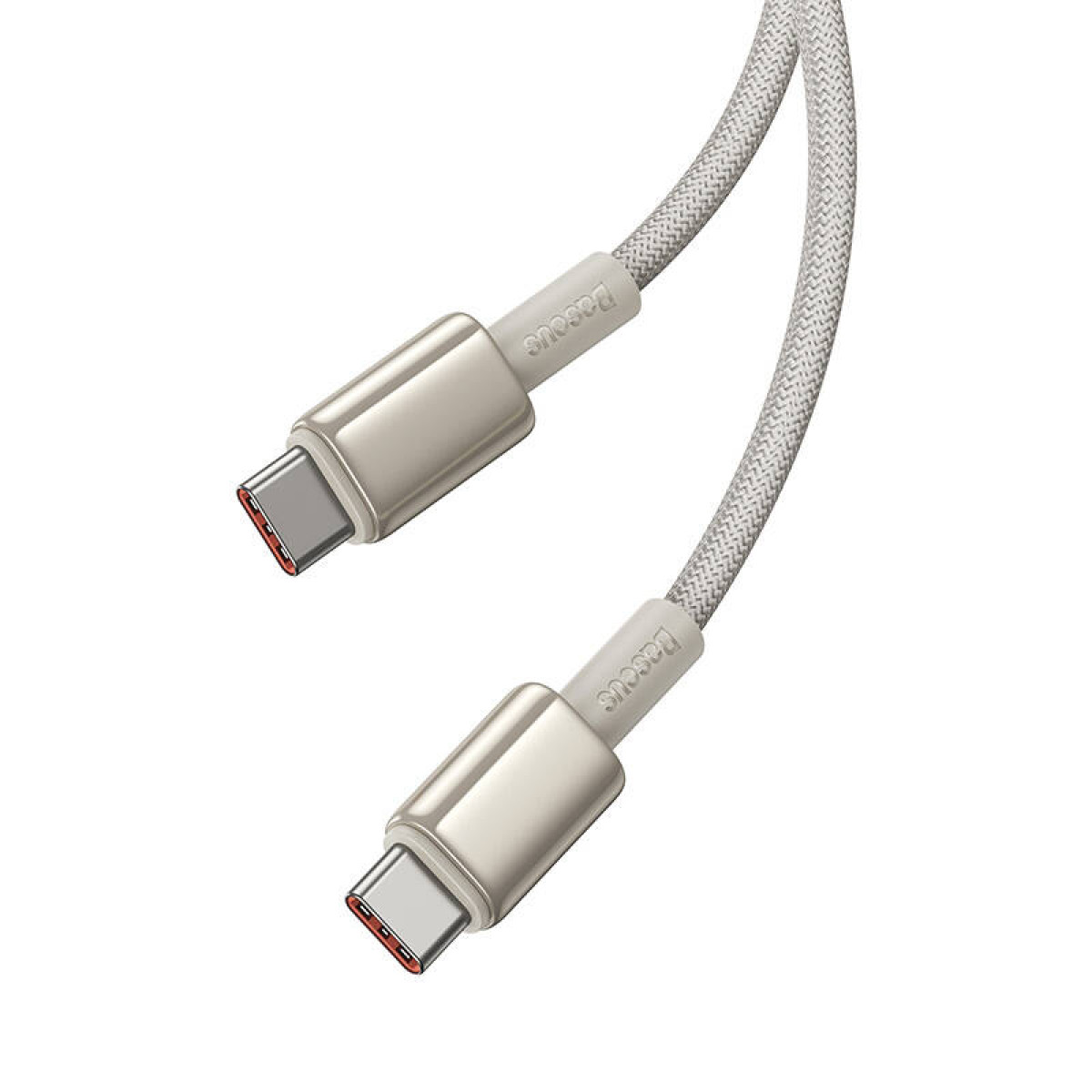 Dwa kable USB-C obok siebie, ze srebrnymi złączami i szarym plecionym kablem. Widoczne logo Baseus.