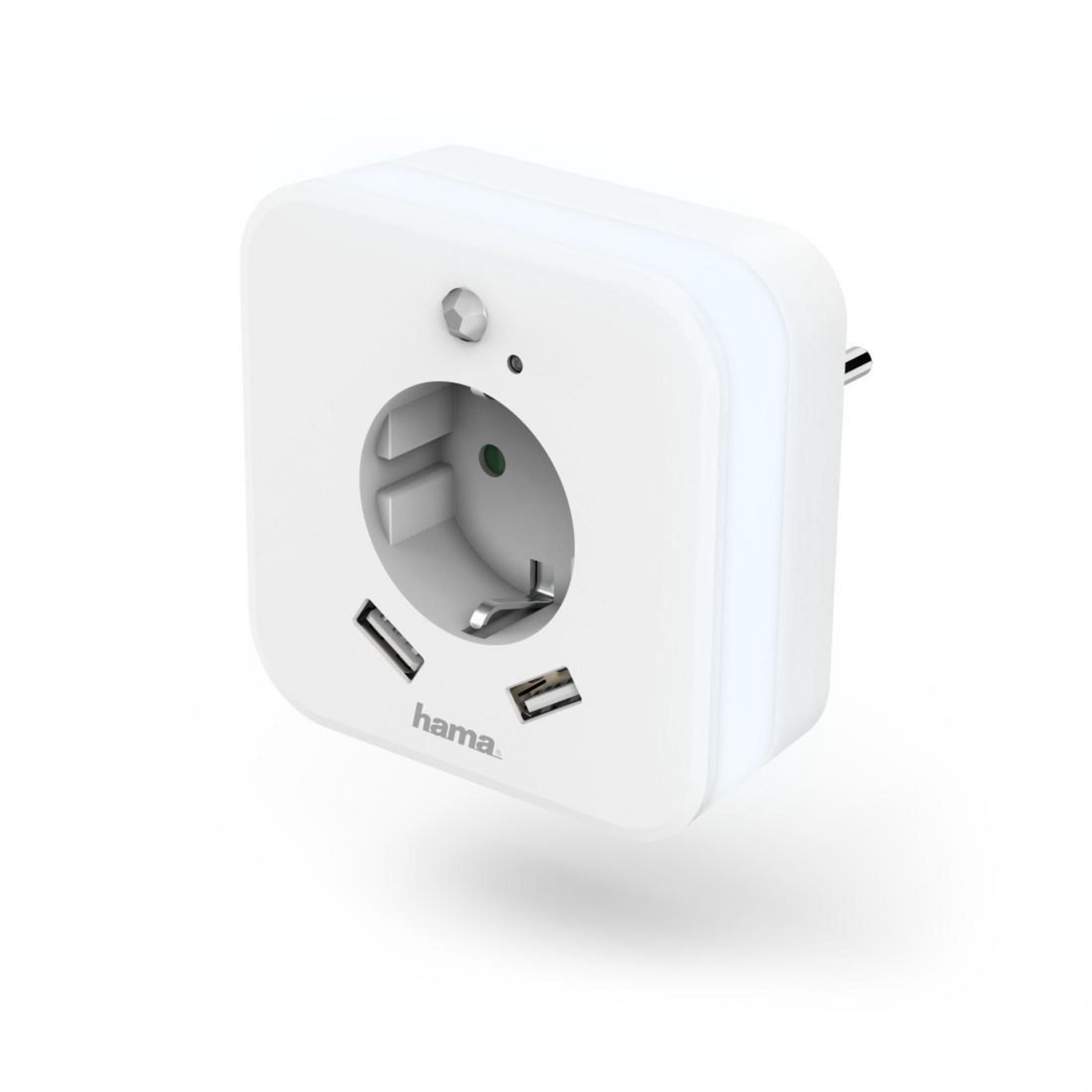 Un adattatore di alimentazione bianco con tre porte USB, con una spina per la parete.
