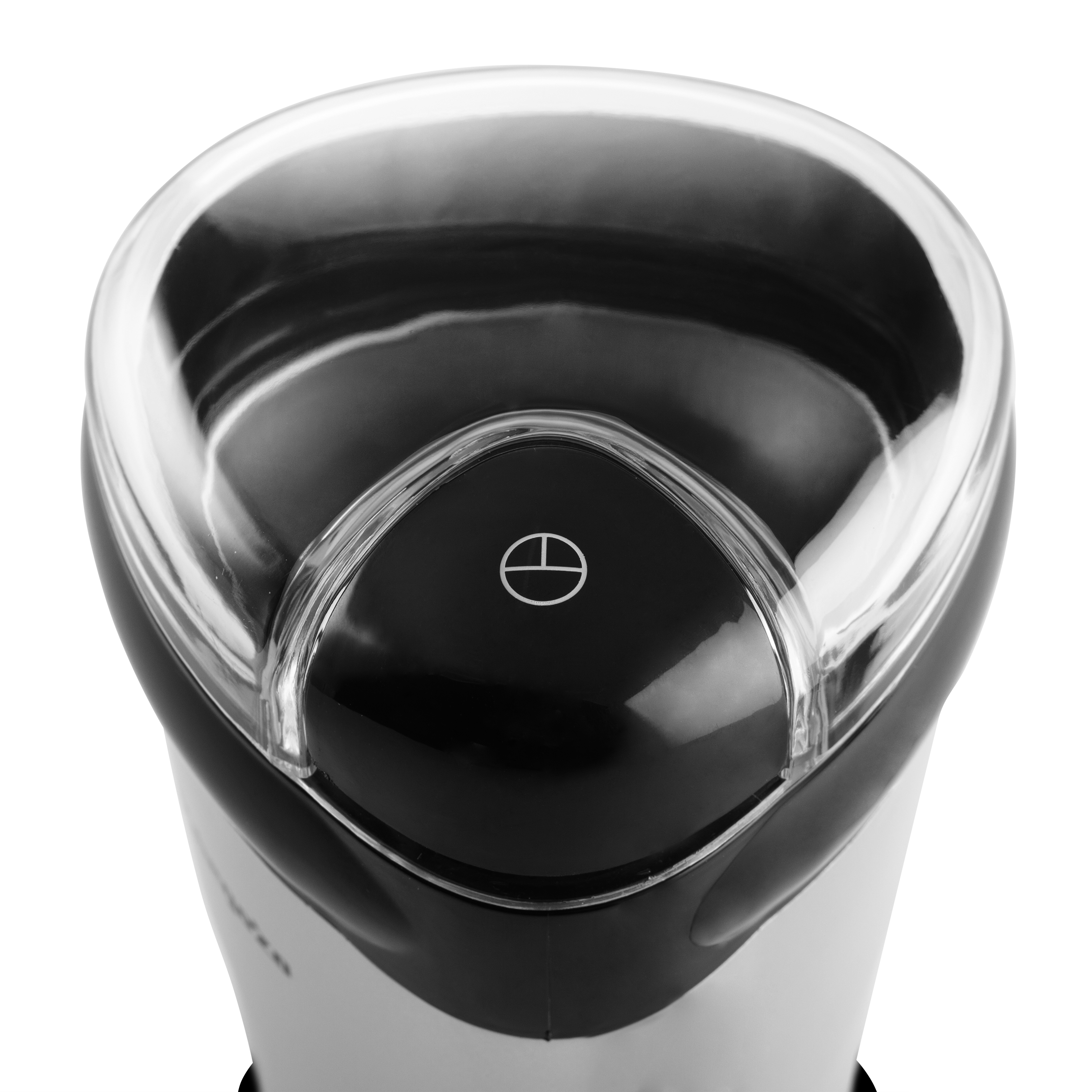 Zbliżenie młynka do kawy z przezroczystą pokrywą i czarnym wierzchem.