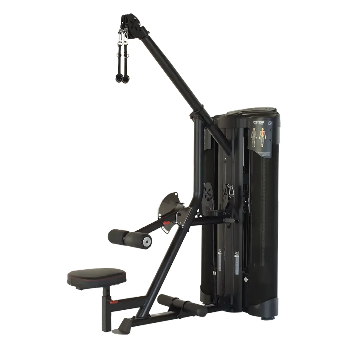 Zwarte fitnessmachine met een zitting, gewichten en handgrepen. Het staat op een witte achtergrond.