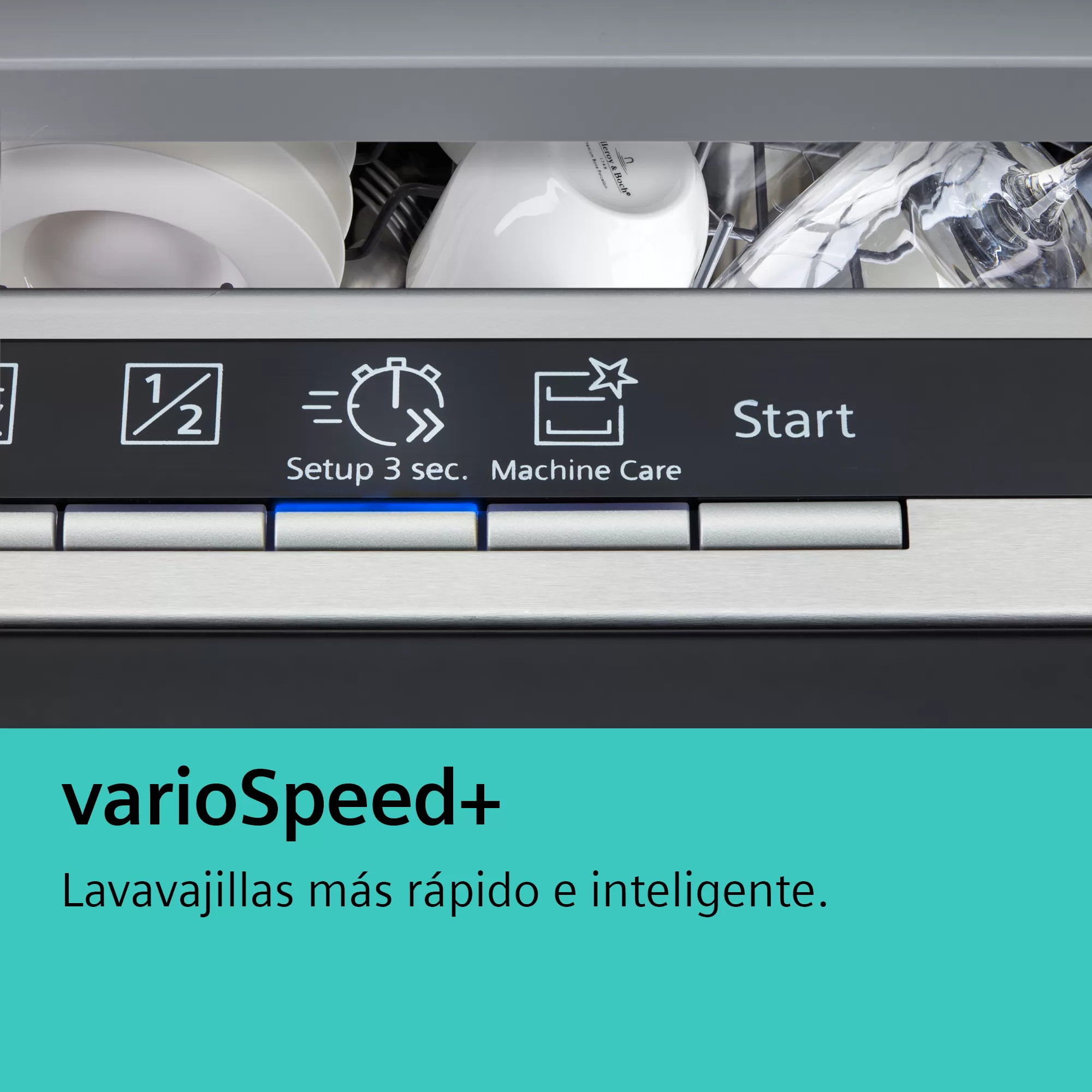 Panel de control del lavavajillas con botones, iconos y texto sobre limpieza rápida.
