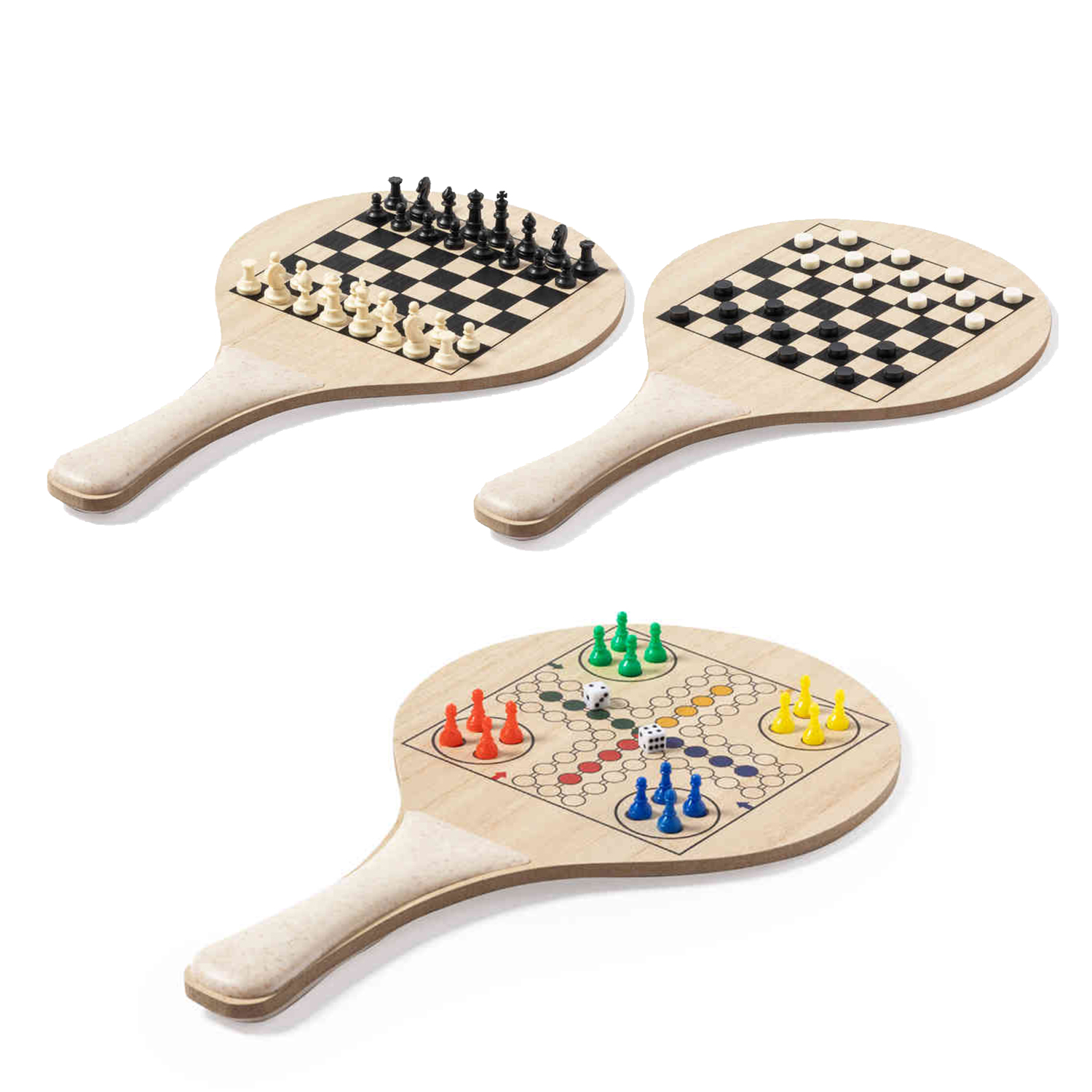 Racchette in legno con scacchi, dama e tabelloni di gioco del ludo.