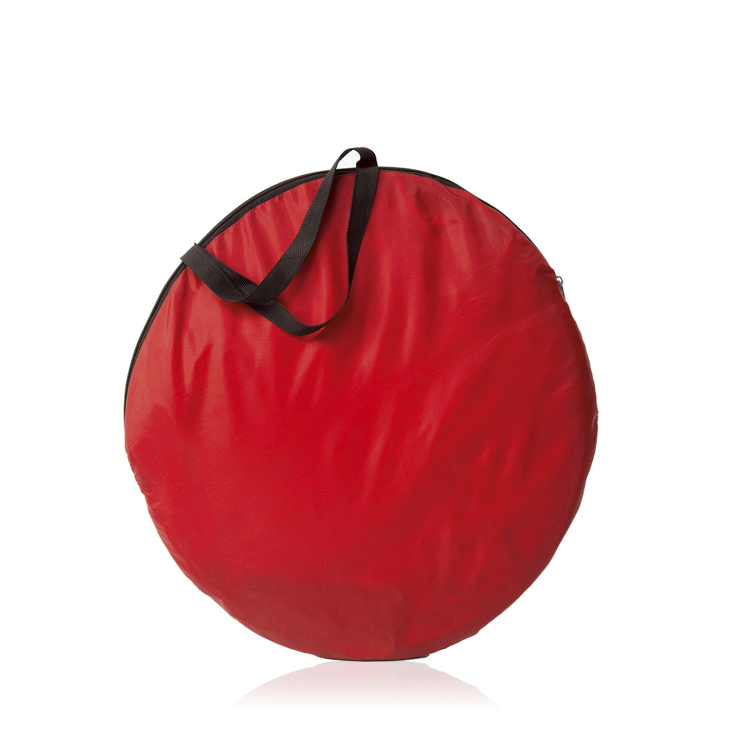 Portería de fútbol blanca inflable sobre hierba, con un balón.