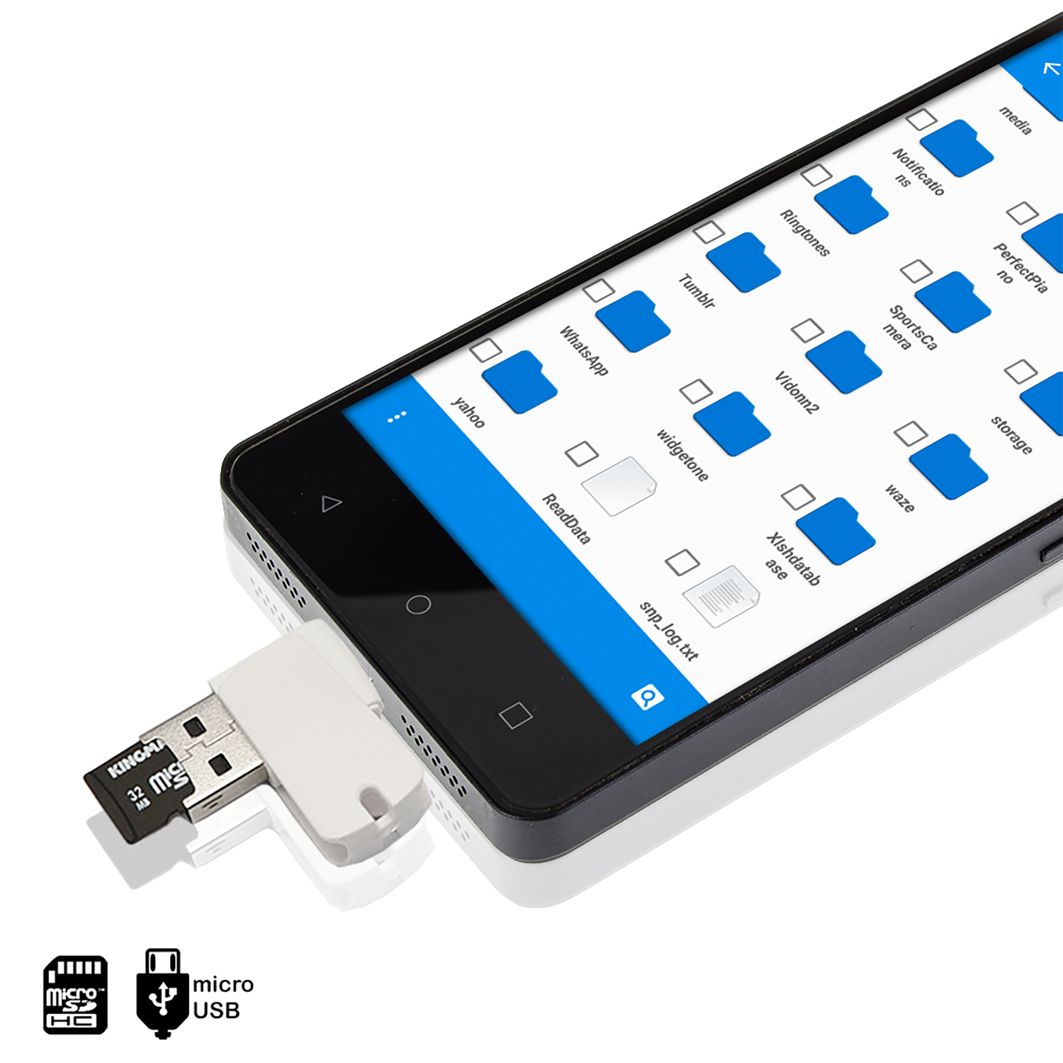 Smartphone conectado a adaptador USB con tarjeta SD. Pantalla del teléfono muestra iconos de aplicaciones. Fondo blanco.