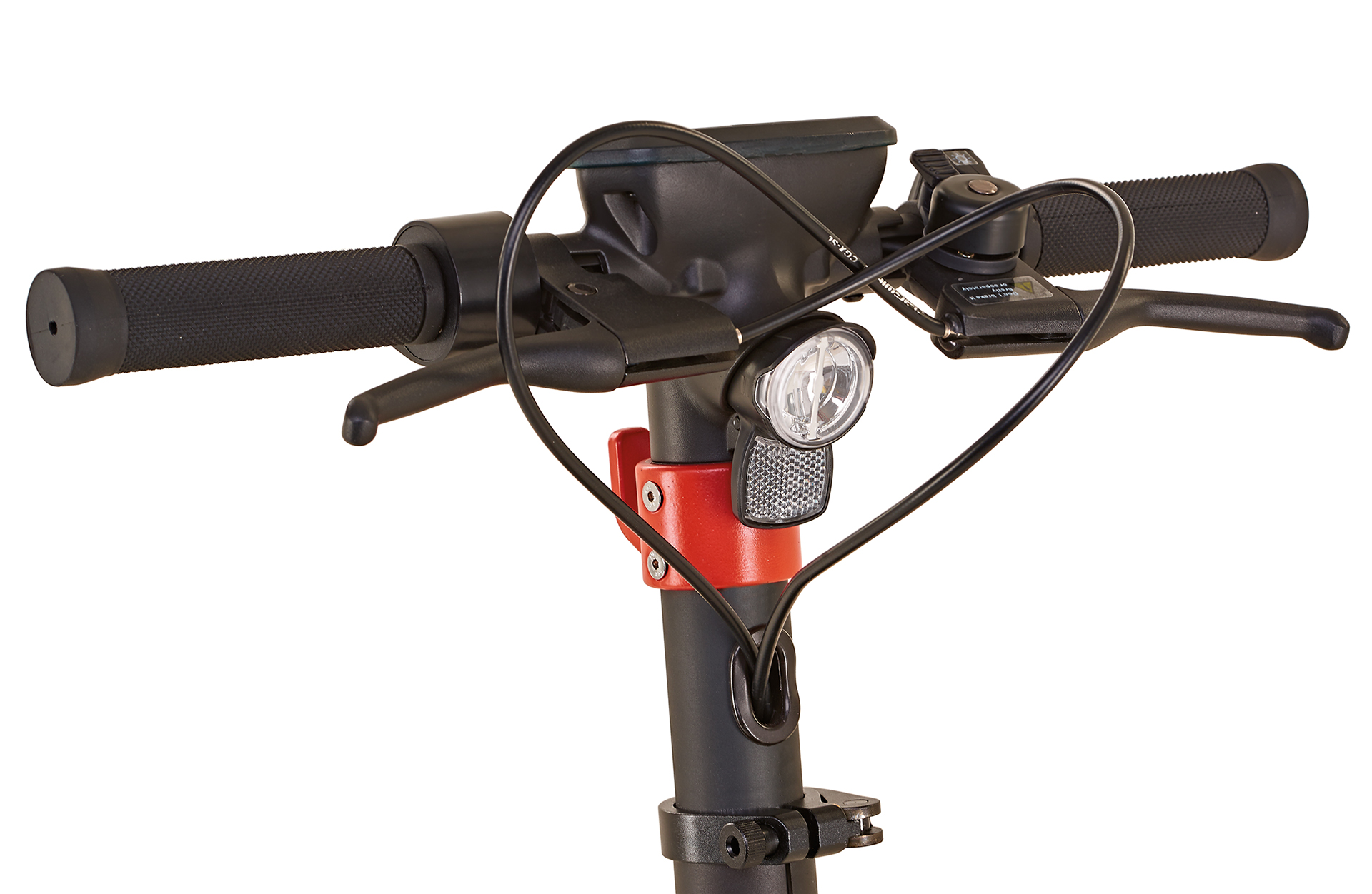 Schwarze und rote Rollergriffe mit Licht und Kabel.