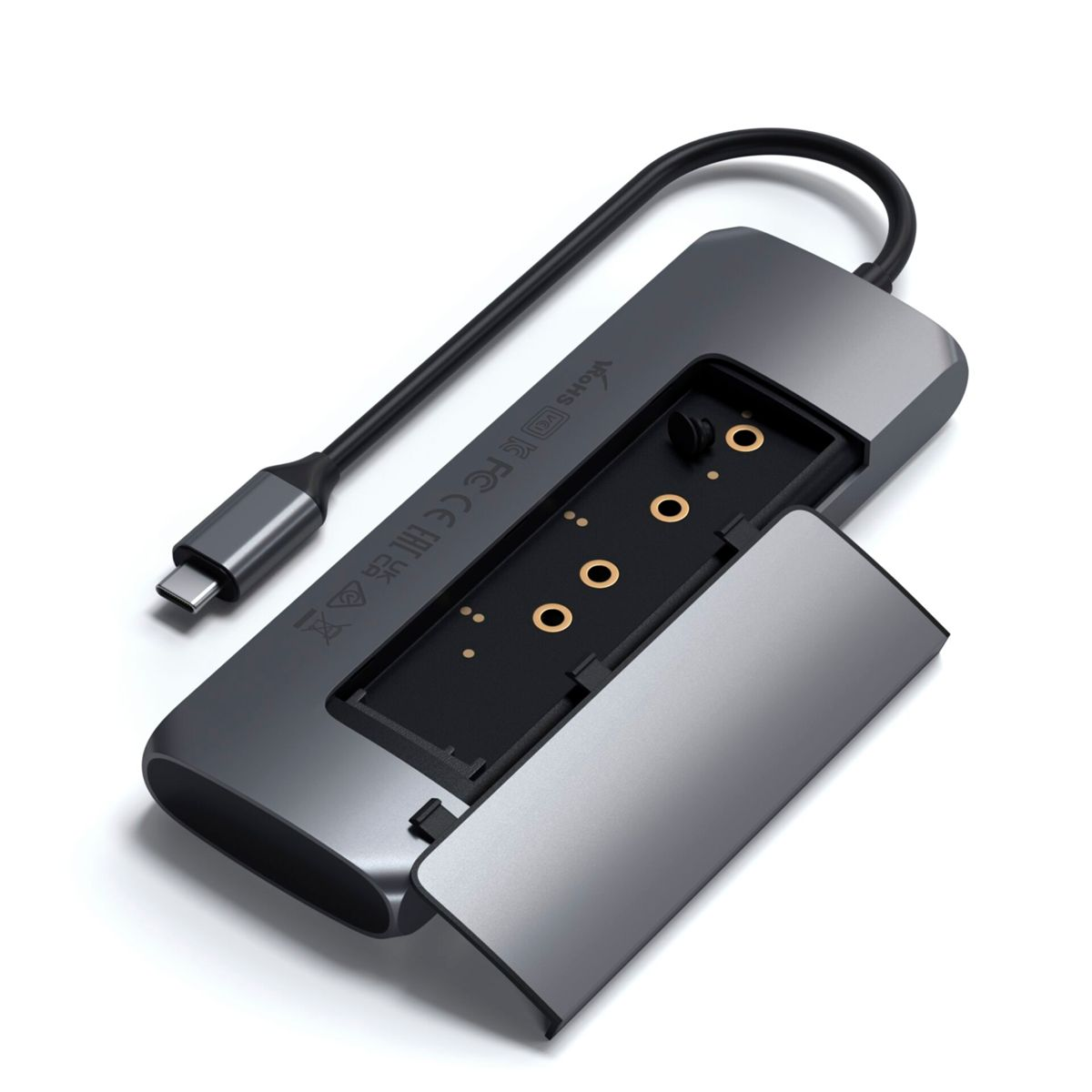 Un hub USB-C gris oscuro con un puerto, un cable y una cubierta abierta.