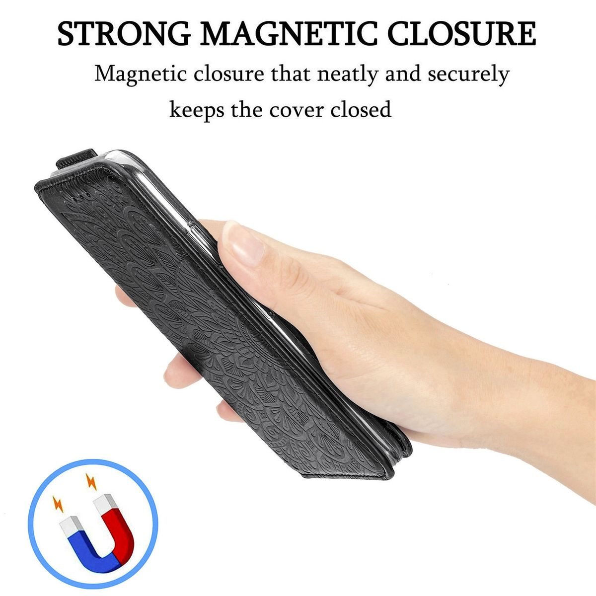 Eine Hand hält eine geschlossene Handyhülle mit Magnetverschluss.