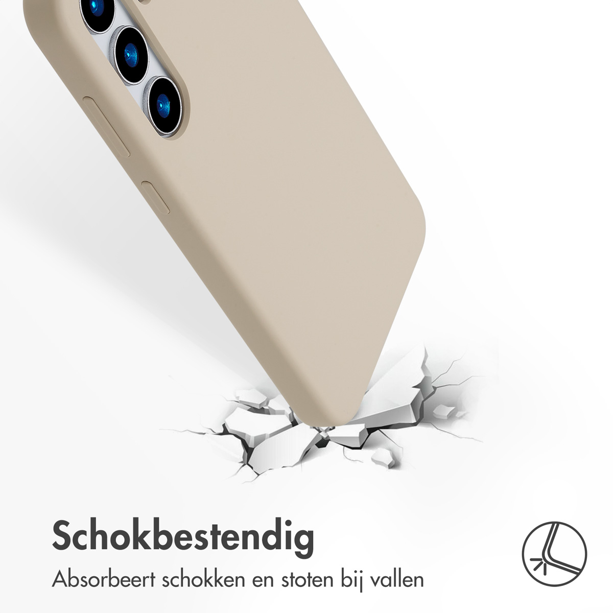 Een lichtbruine telefoonhoes met een telefoon erin, in de buurt van kapotte stukken.