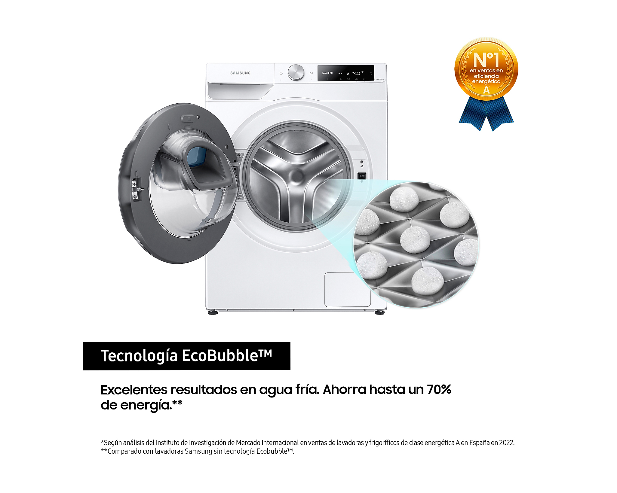 Biała pralka z zamkniętymi drzwiami i zamkniętą szufladą na detergent.
