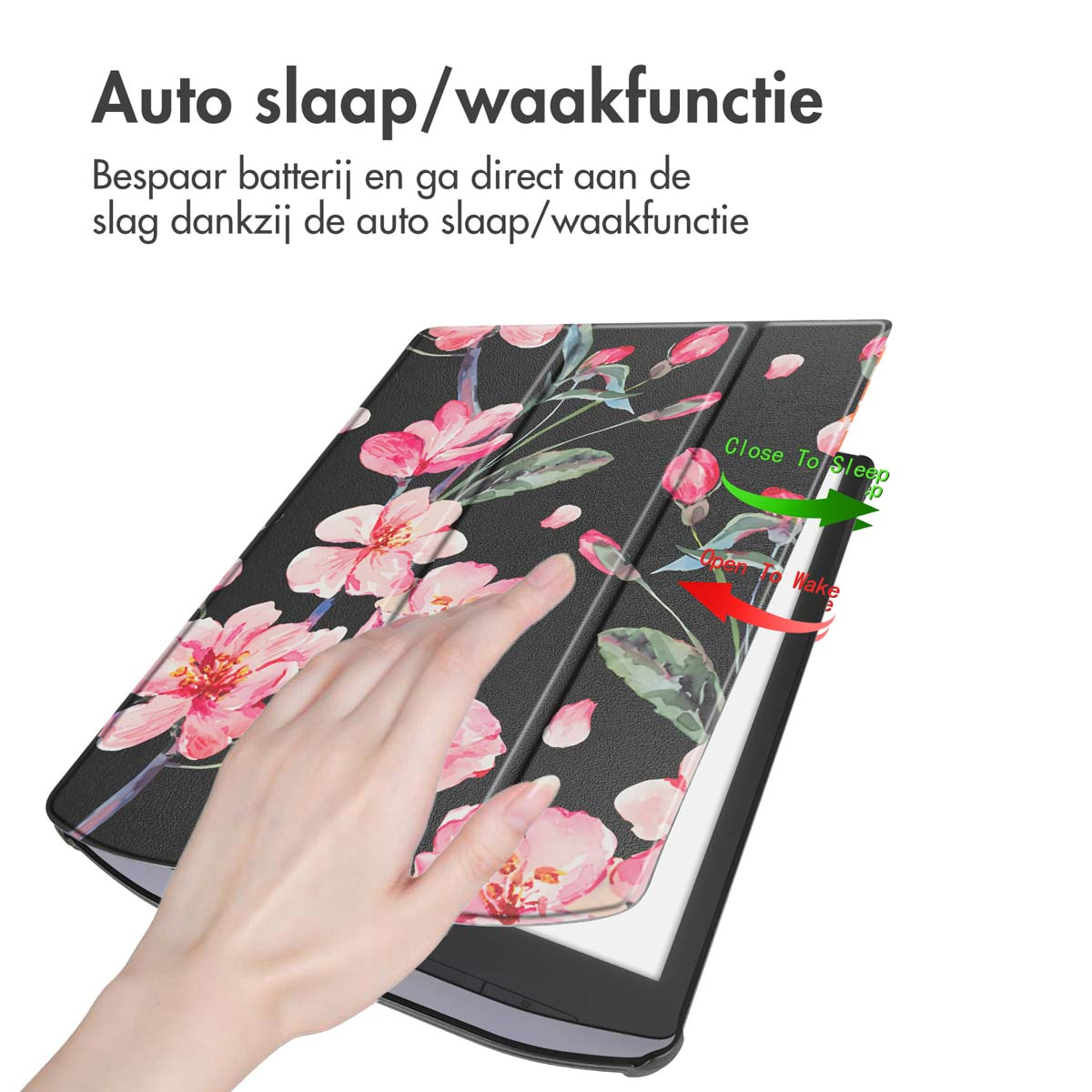 Hand die een bloemmotief e-reader hoes aanraakt. Pijlen geven open- en sluitfuncties aan.