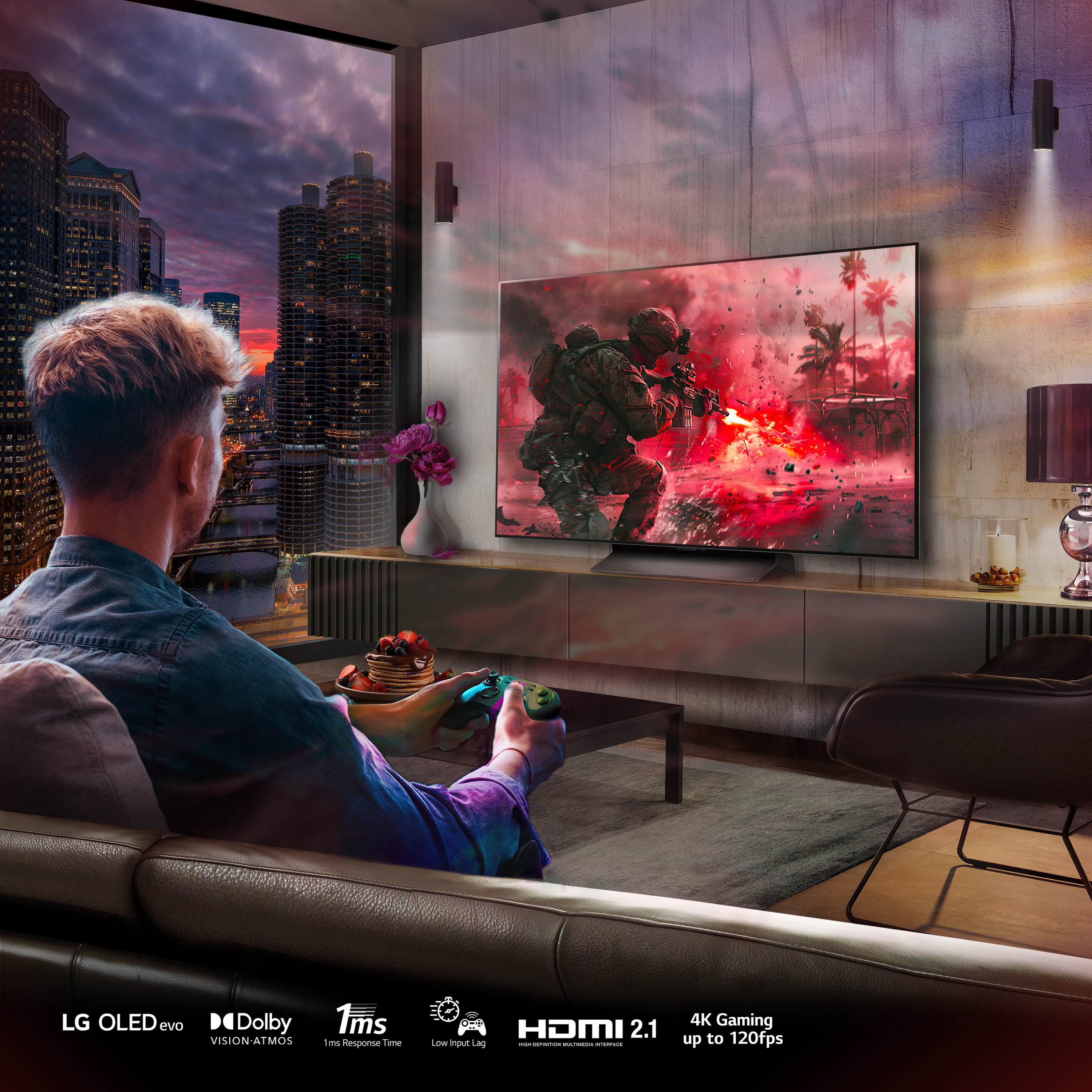 Un hombre juega en un televisor en un salón moderno. El juego es un shooter.