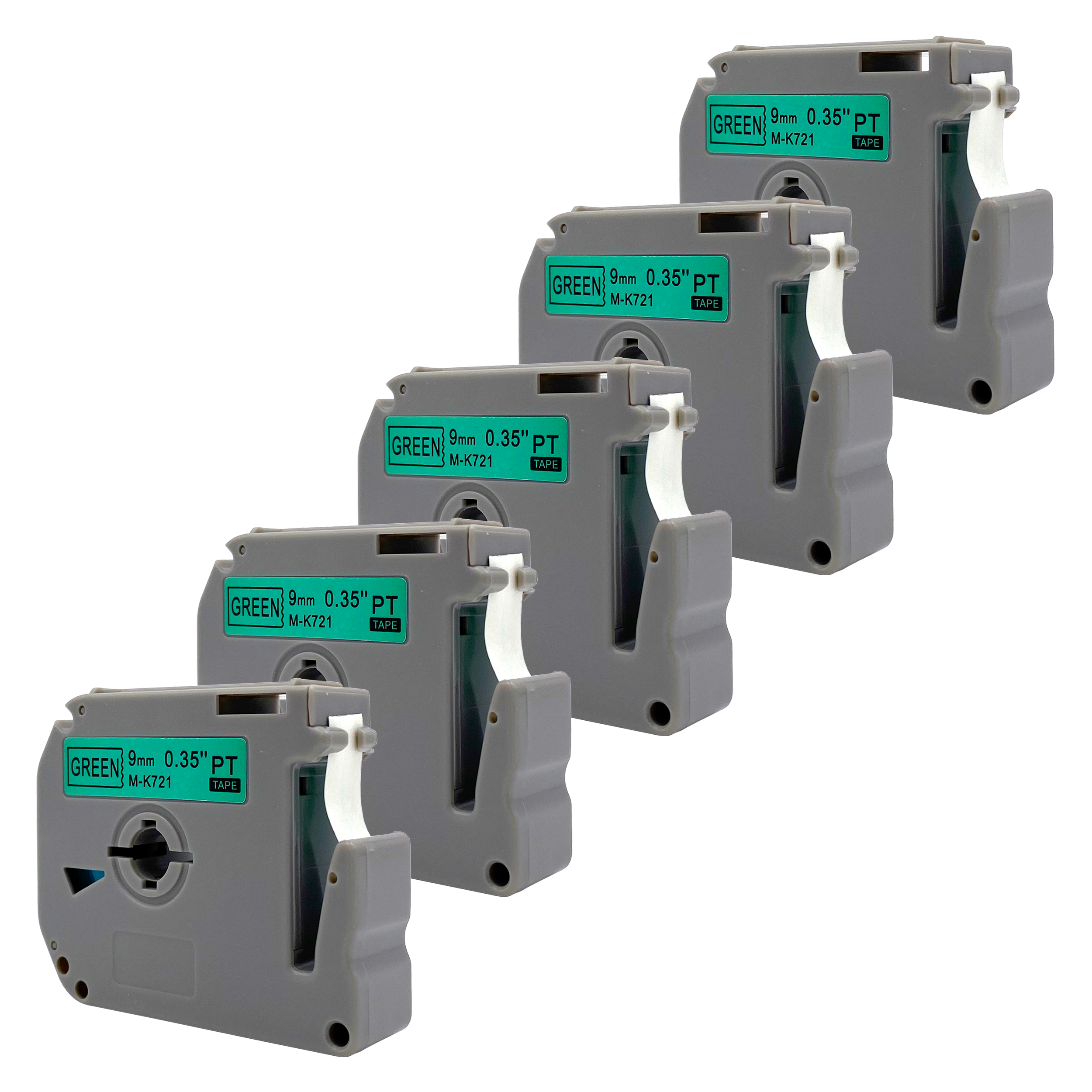 Vijf grijze labelmaker cartridges met groene tekst op witte labels, met 'GREEN'.