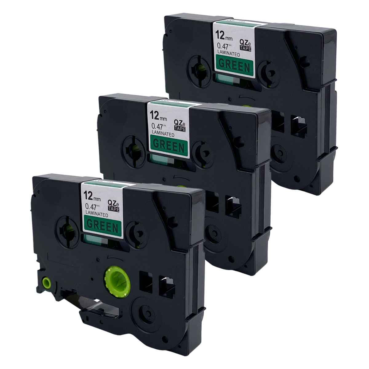 Drie zwarte etikettentape-cartridges met groene labels.