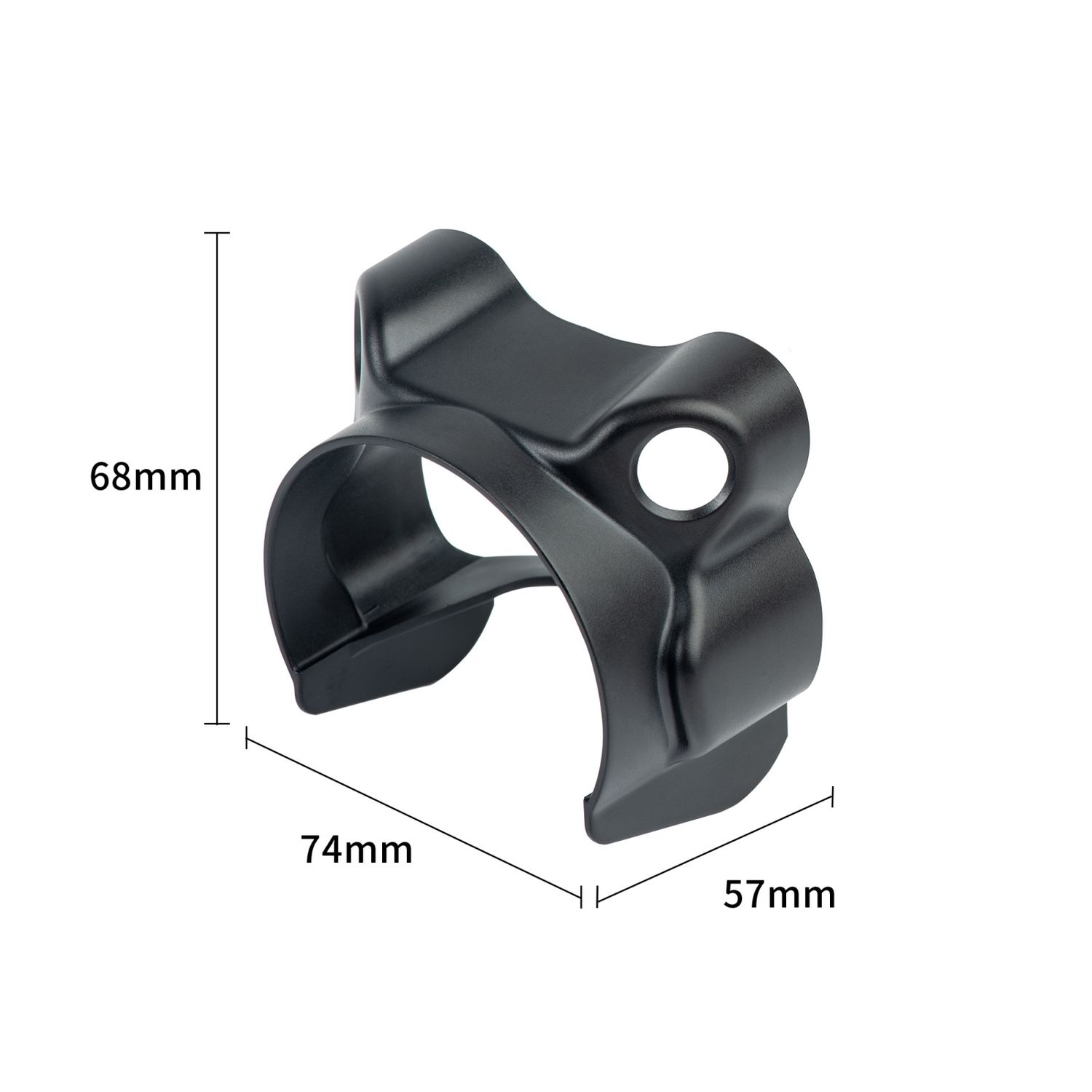 Schwarzes Kunststoffteil mit Abmessungen: 68 mm Höhe, 74 mm Länge, 57 mm Breite, isoliert auf Weiß.