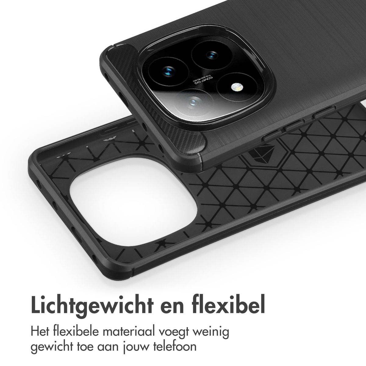 Zwarte telefoonhoes met zichtbare cameramodule, close-up.
