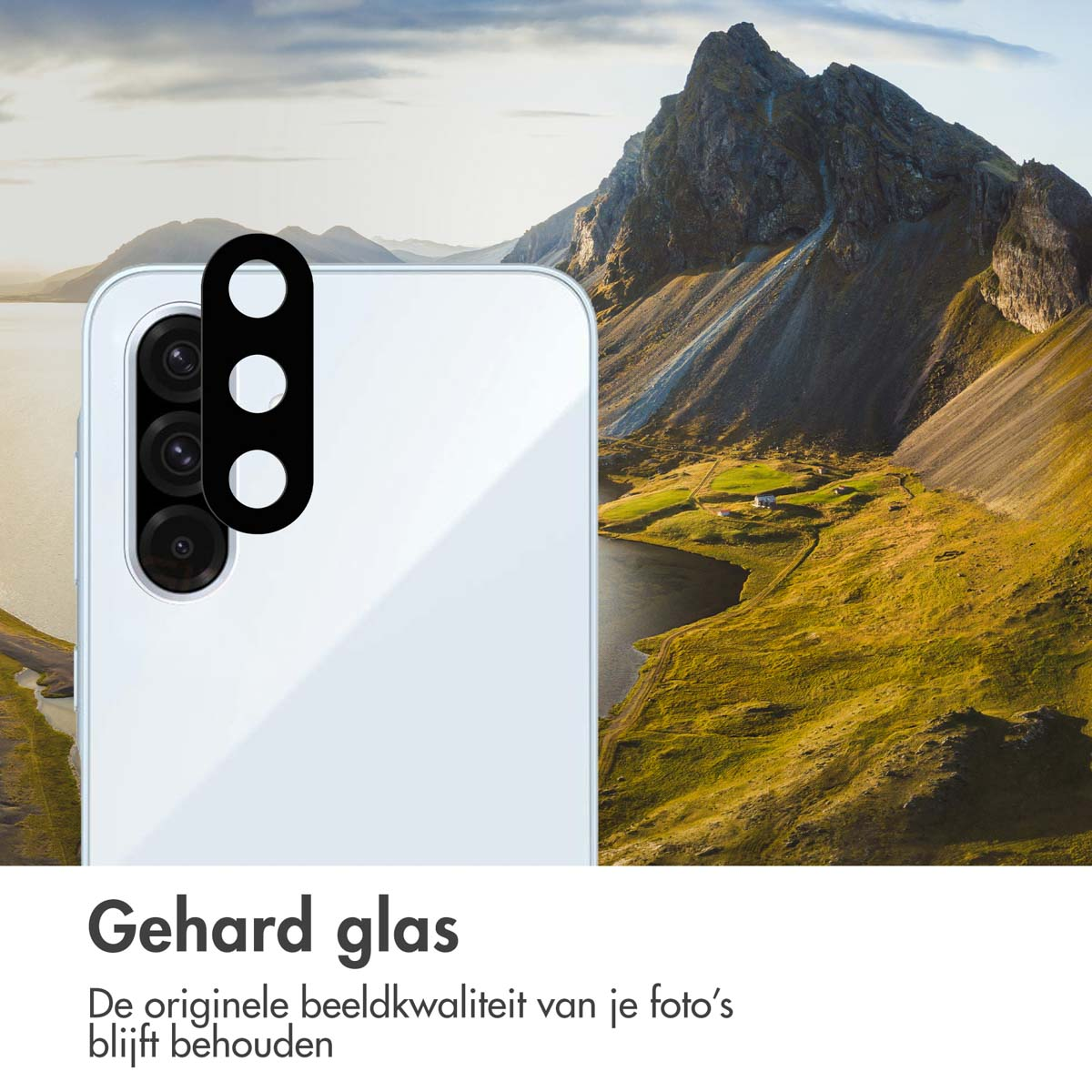 Witte telefoon met cameralensbeschermers. De beschermers zijn helder en behouden de beeldkwaliteit.