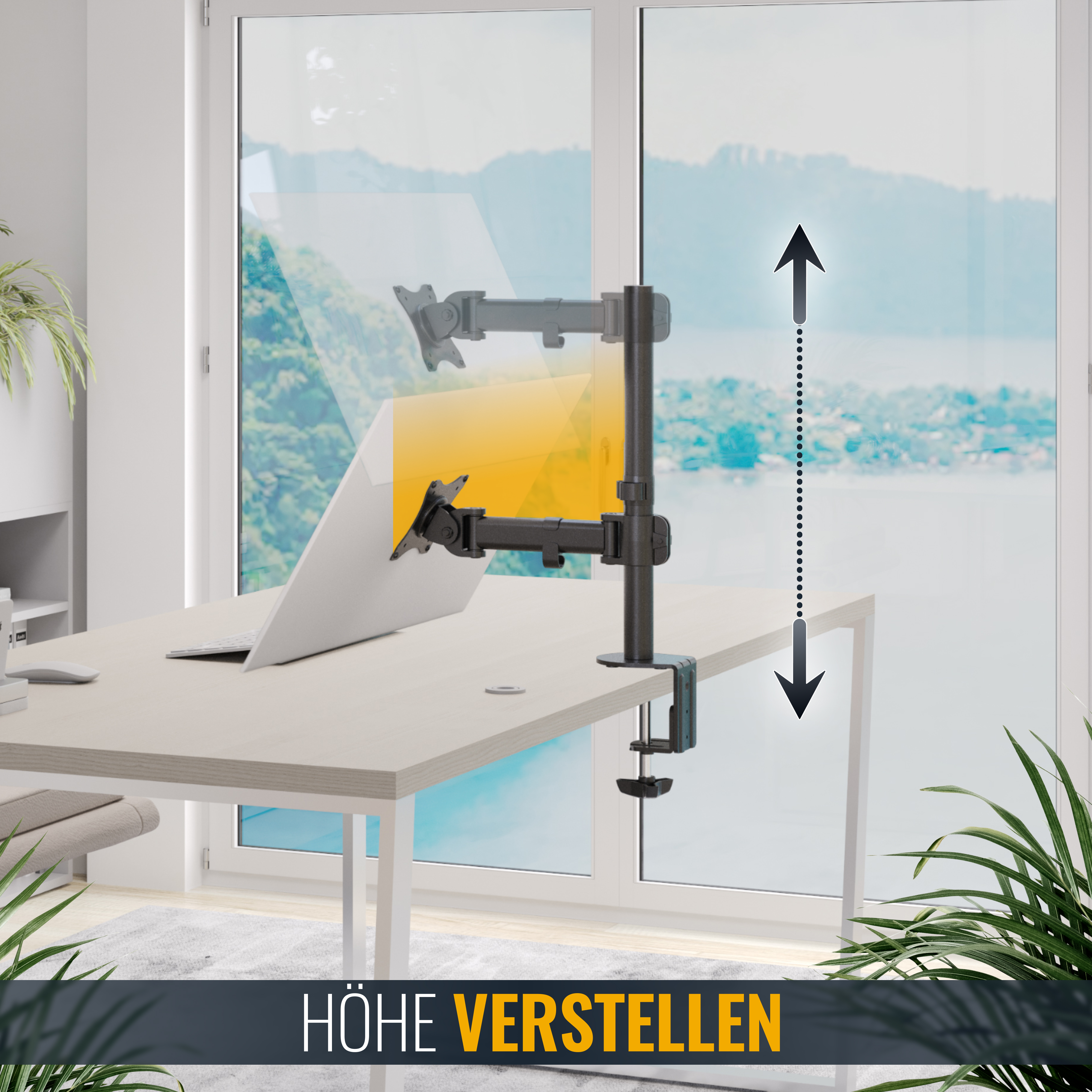 Ein schwarzer Monitorarm auf einem Schreibtisch mit zwei Monitoren, Höhenverstellungspfeil.