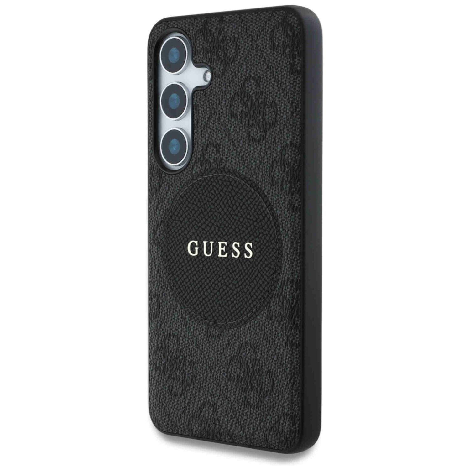 Czarne etui na telefon z logo Guess na białym tle. Etui ma teksturowany wzór.