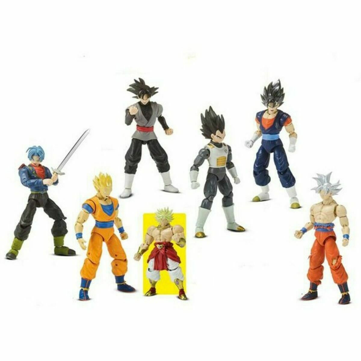 Sieben Dragon Ball Z Actionfiguren in verschiedenen Posen, vor weißem Hintergrund.