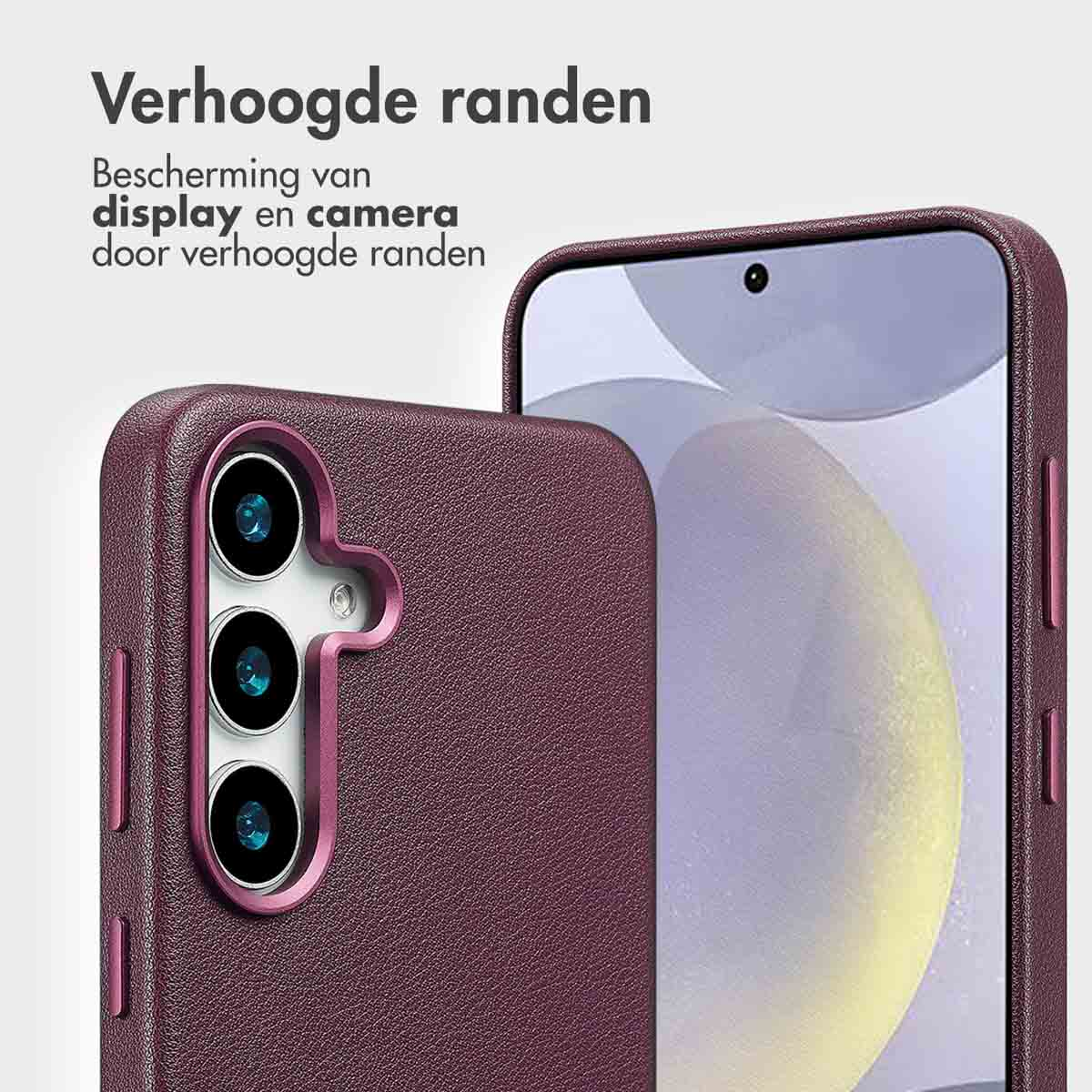 Paarse telefoonhoes beschermt een telefoon. Een telefoon met cameralenzen wordt getoond.
