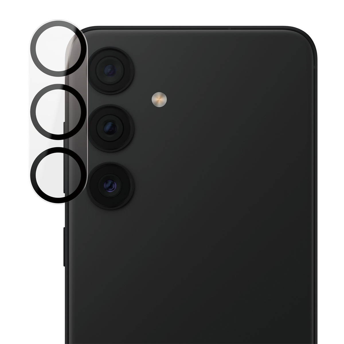 Lenti della fotocamera del telefono nero con tre protezioni.