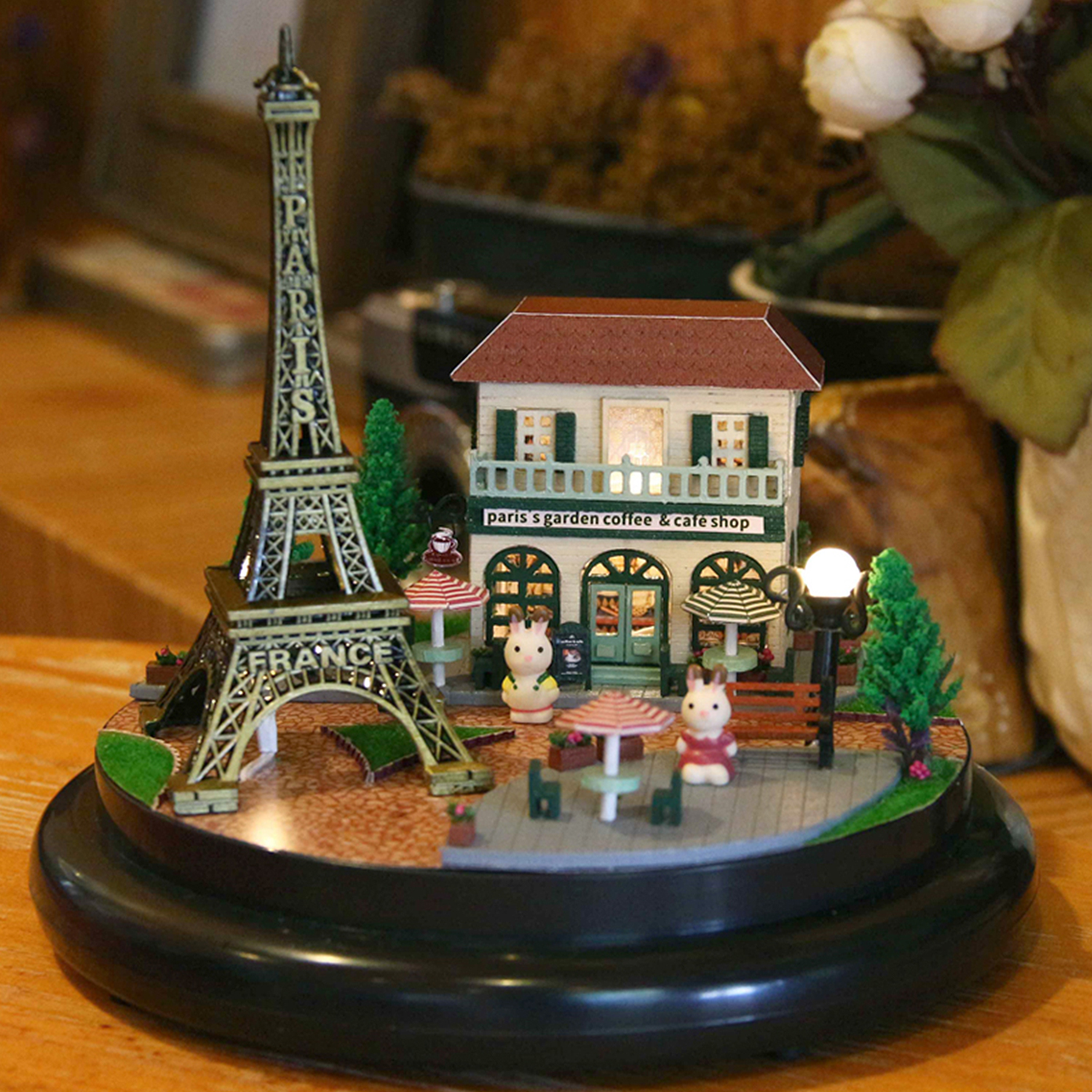 Modello DAM DMAL0155C91 - Kit Miniatura Parigi Romantica con LED in Plastica per Bambini 6+