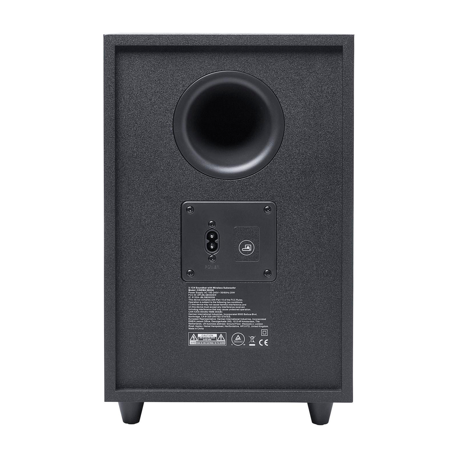 Rückseite eines schwarzen Subwoofers mit Anschlüssen.