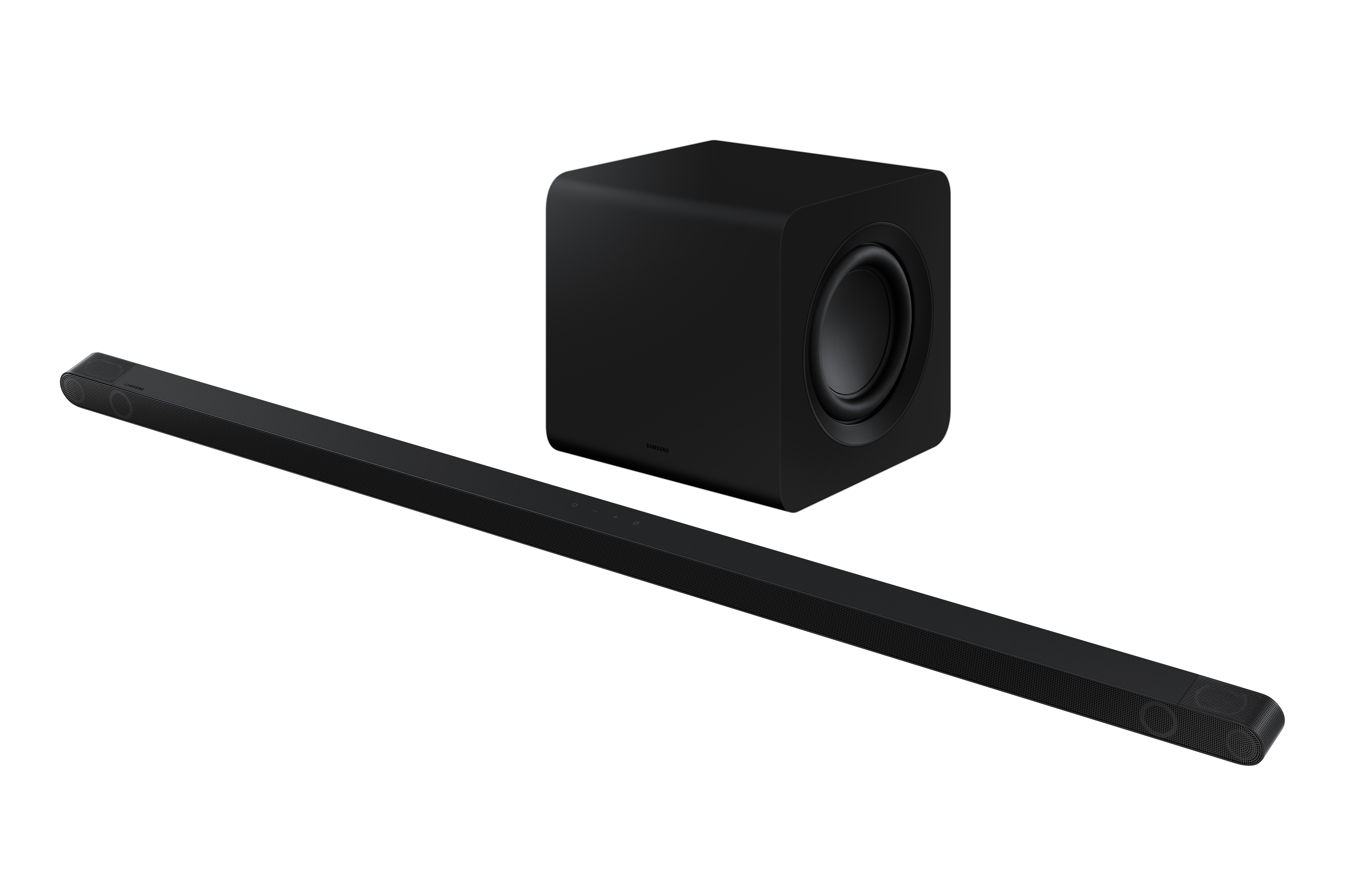 Soundbar e subwoofer neri su bianco. Soundbar lunga, rettangolare. Subwoofer è un cubo nero.