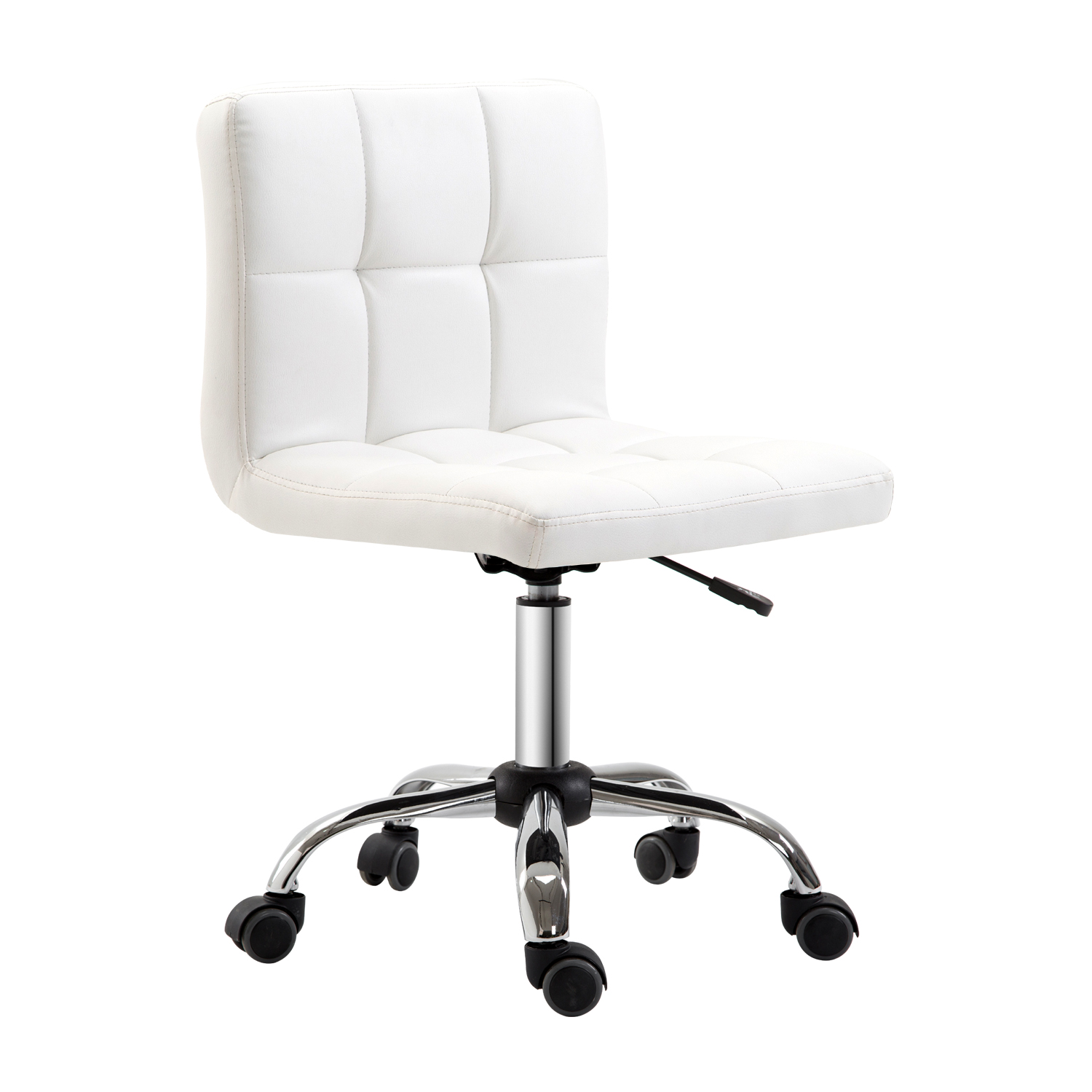 Sedia da ufficio bianca con schienale quadrato. Base cromata con ruote nere. Isolato su sfondo bianco.