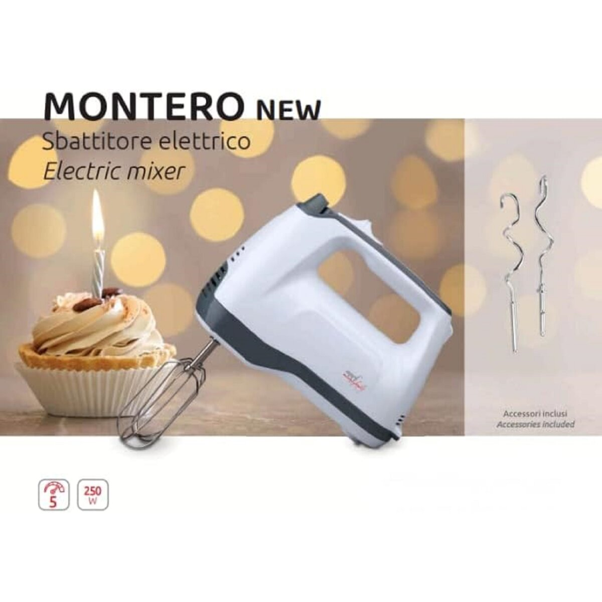Weißer elektrischer Mixer mit Zubehör, Cupcake und Kerze.