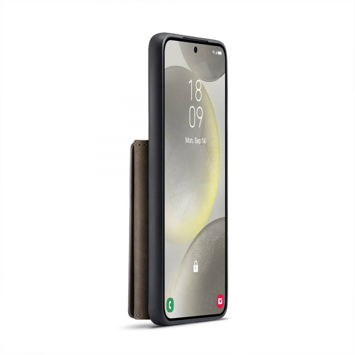 Ein schwarzes Telefon in einer schwarz-braunen Hülle, zeigt Uhrzeit und Datum.