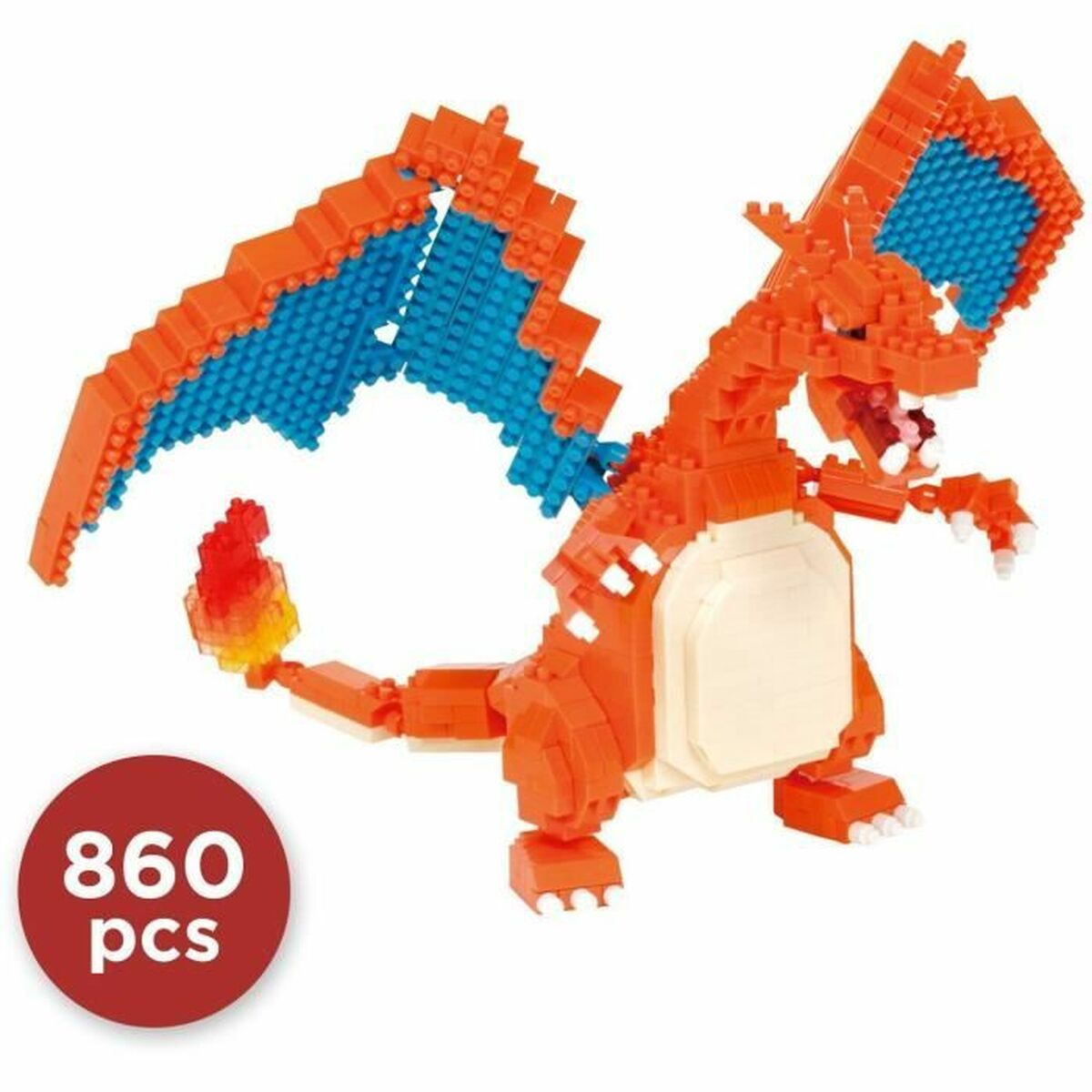 Charizard LEGO Figur. Orange und blau, es ist ein drachenartiges Wesen mit feurigem Schwanz.