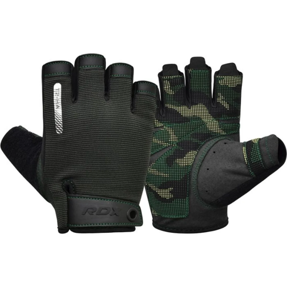 Groene en zwarte trainingshandschoenen. De handschoenen hebben een camouflagepatroon en zijn vingerloos.