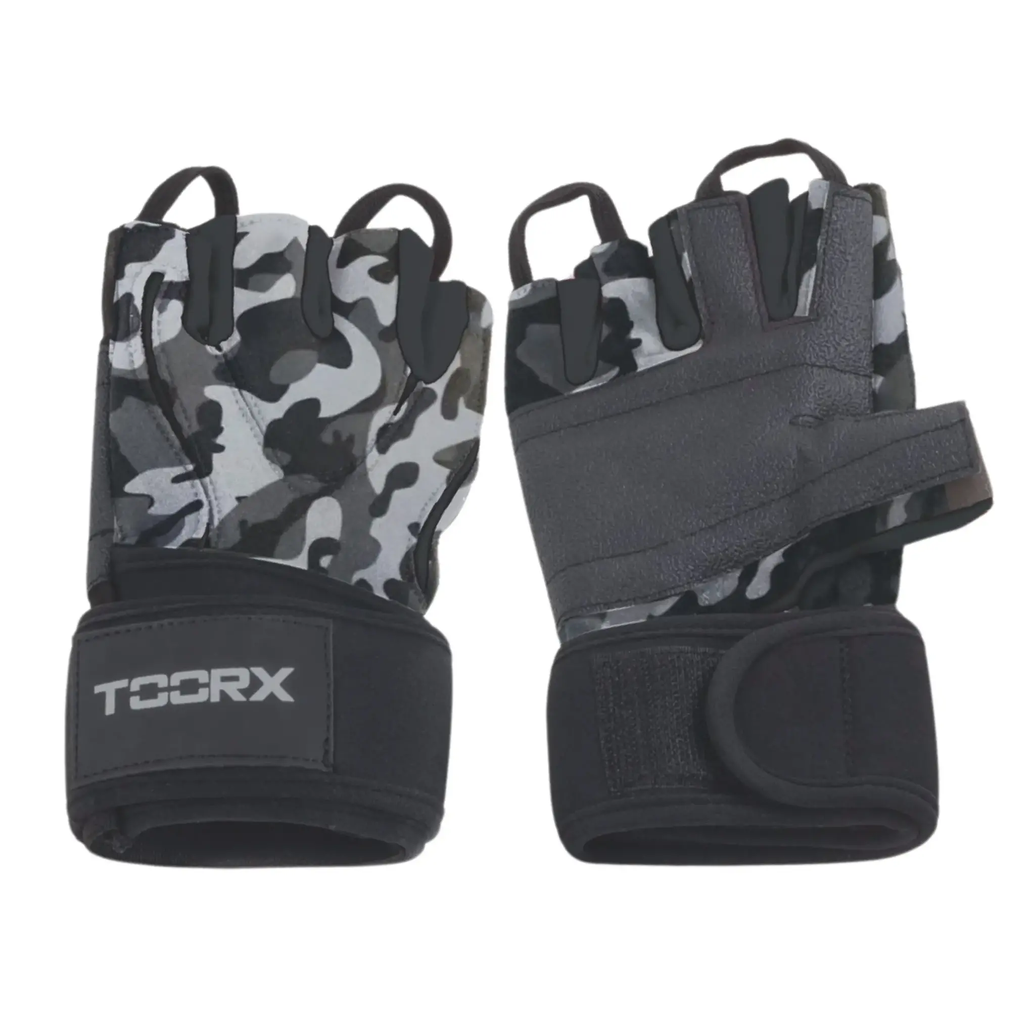 Une paire de gants d'haltérophilie camouflage avec des protège-poignets et le texte 'TOORX' sur le protège-poignet.