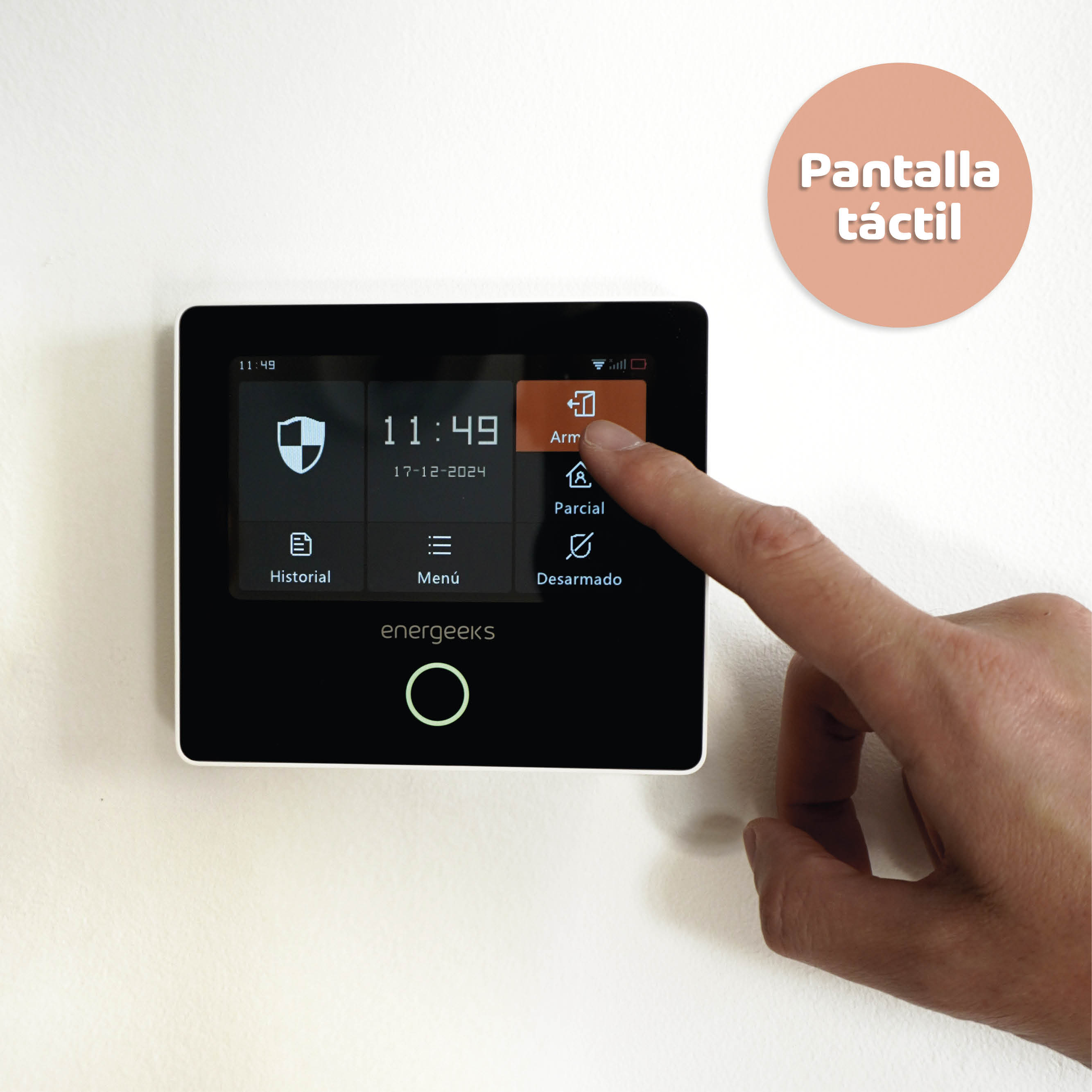 Panel de control de hogar inteligente operado con un dedo. Pantalla táctil con opciones.