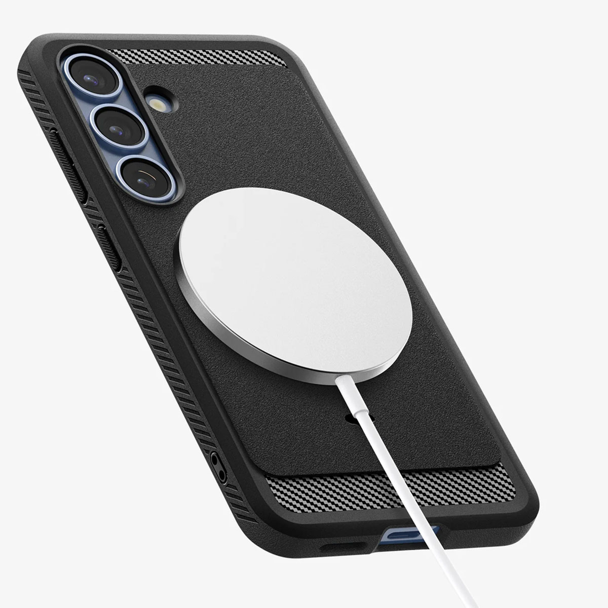 Een zwarte telefoonhoes met een witte magnetische oplader, tegen een witte achtergrond.