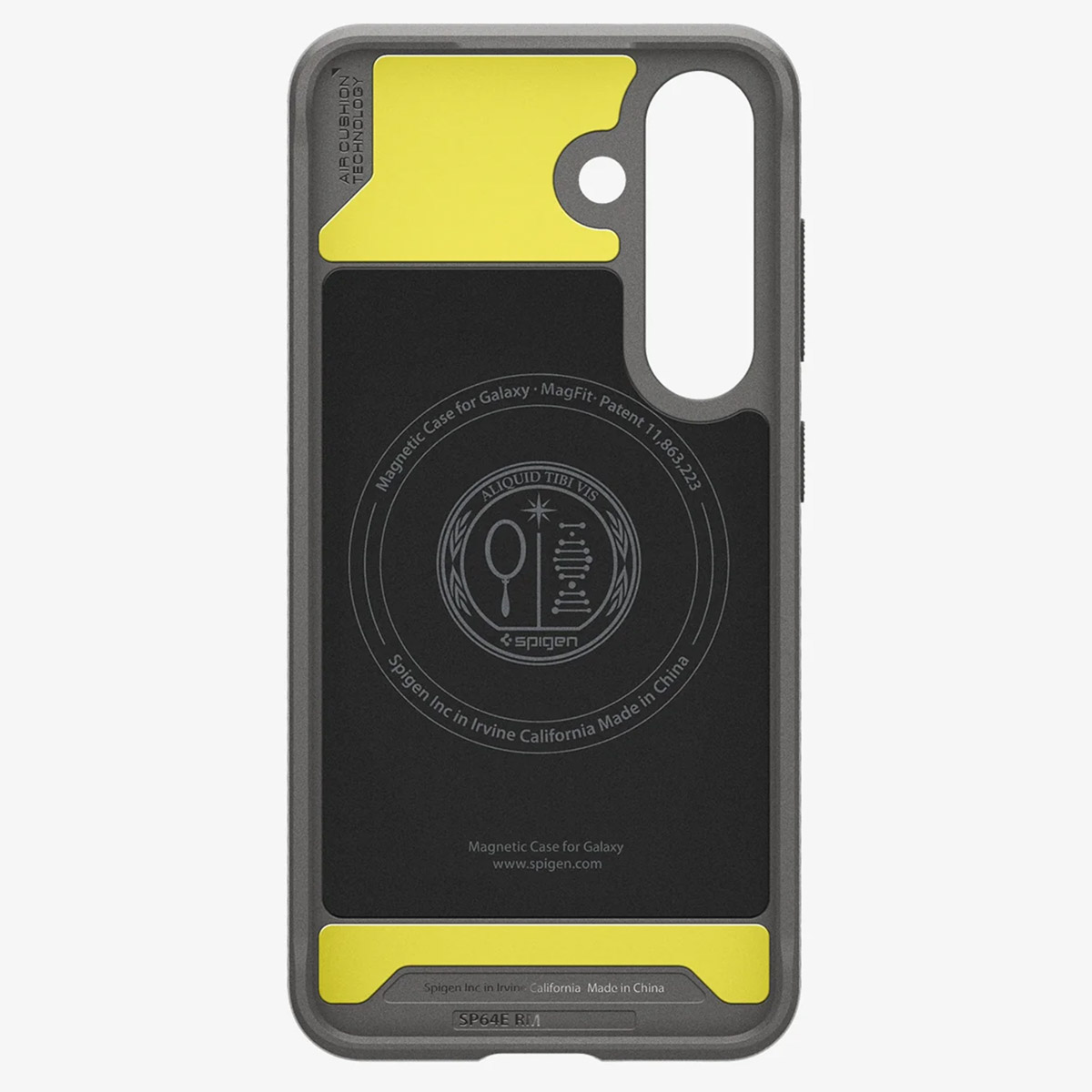 Intérieur de coque de téléphone noire et grise avec accents jaunes et détails de marque.