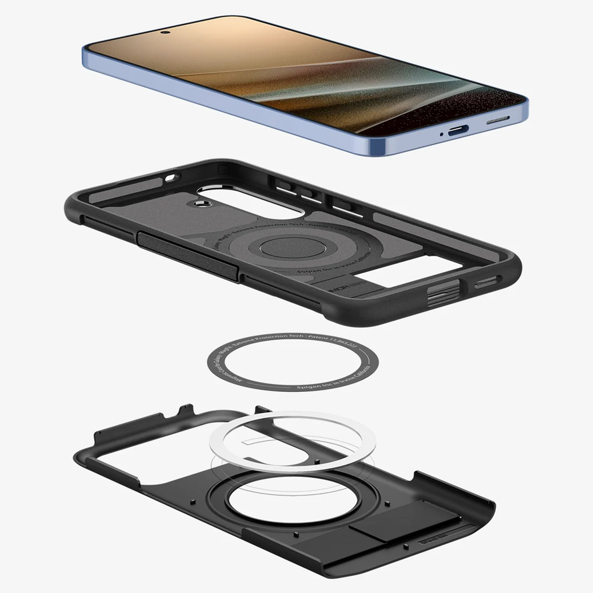 Téléphone, coque et composants de support de bague, démontés. Fond blanc.