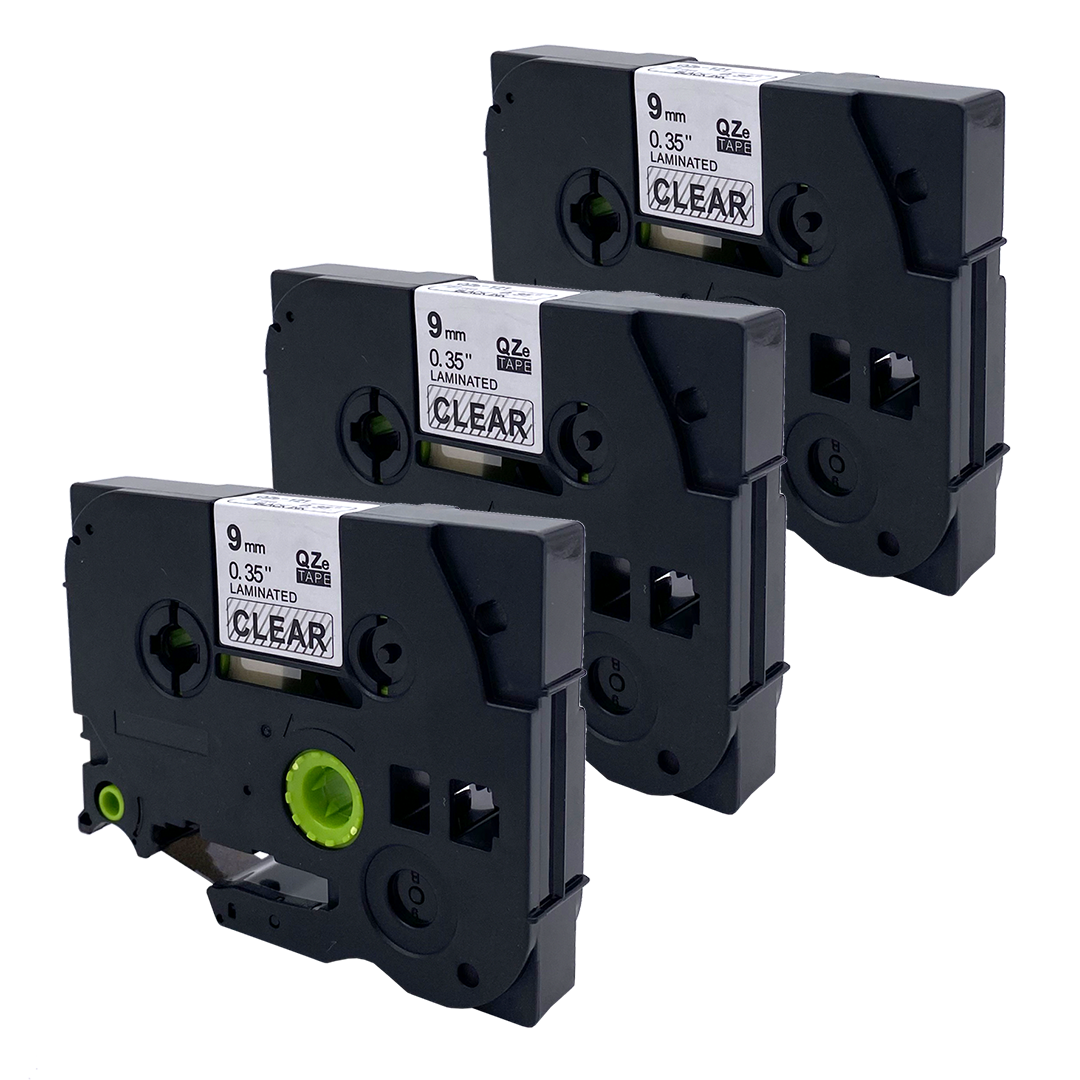 Drie zwarte labelmaker cartridges, elk met een helder label. Er staat 9mm 0.35" GELAMINEERD HELDER.