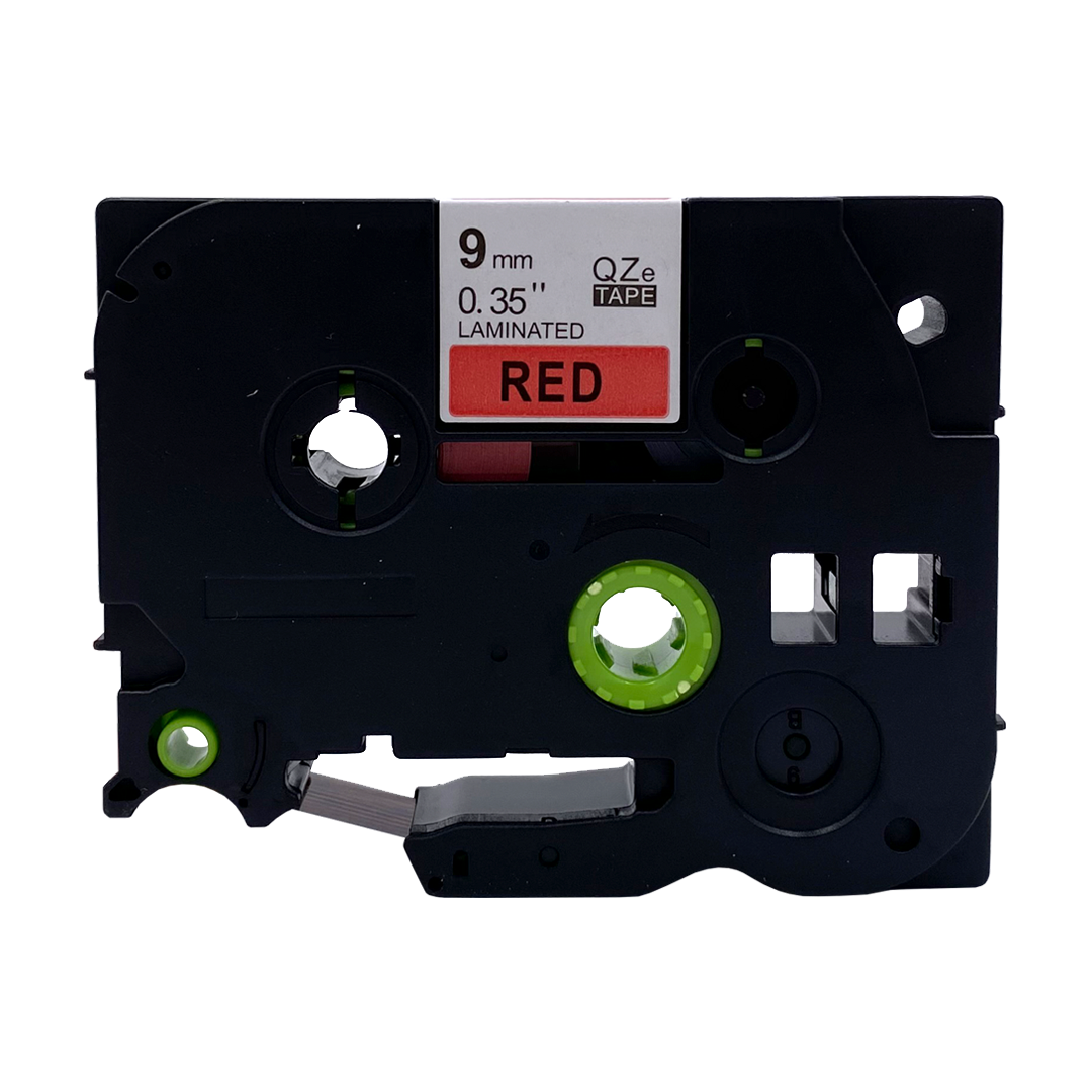 Zwarte tape cartridge met een rood label met 'RED'.