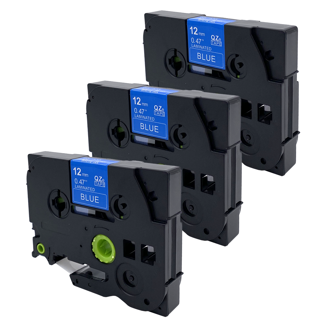 Drie zwarte labelmaker cartridges met blauwe tekst. Het label luidt: 12mm 0.47" LAMINATED BLUE.