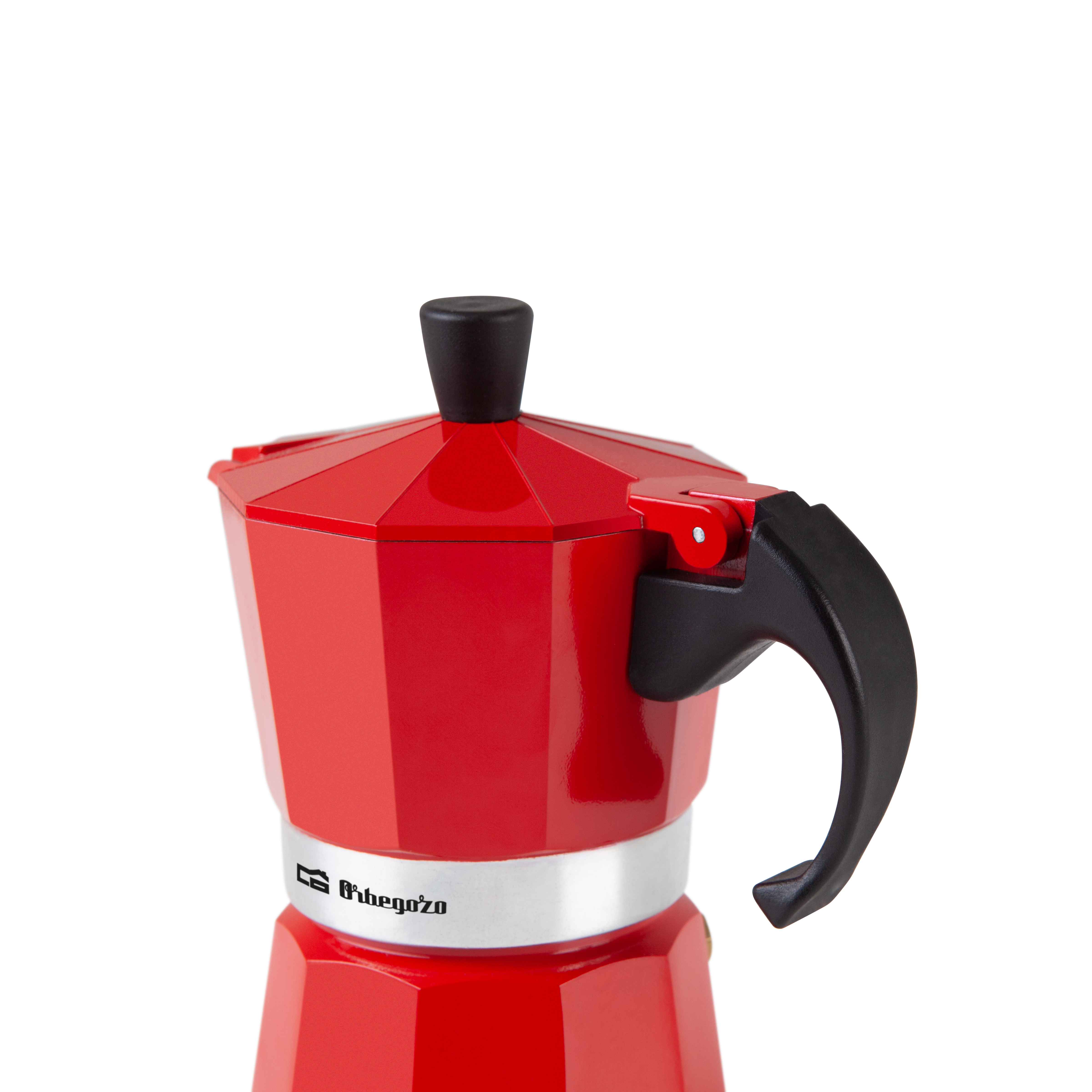 Czerwony ekspres do kawy z czarnym uchwytem i pokrywką, na białym tle.